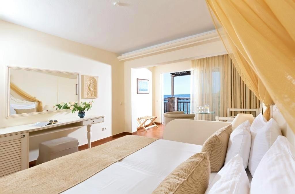 Alexander Beach Hotel & Village 22