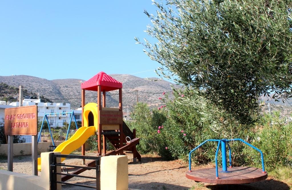 Latania Studios & Apartments 10