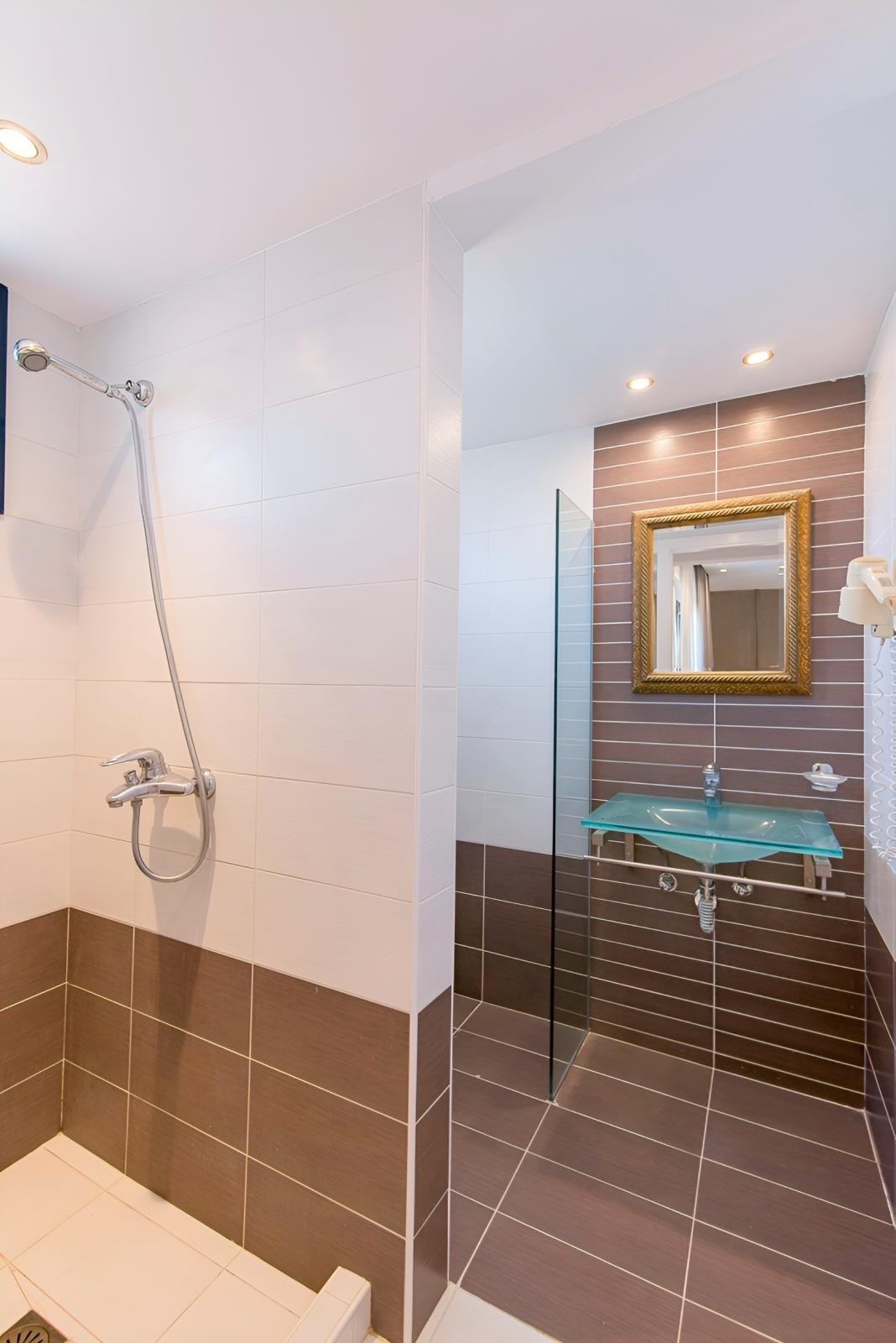 Nami Hotel (ex. Residence Villas) 9