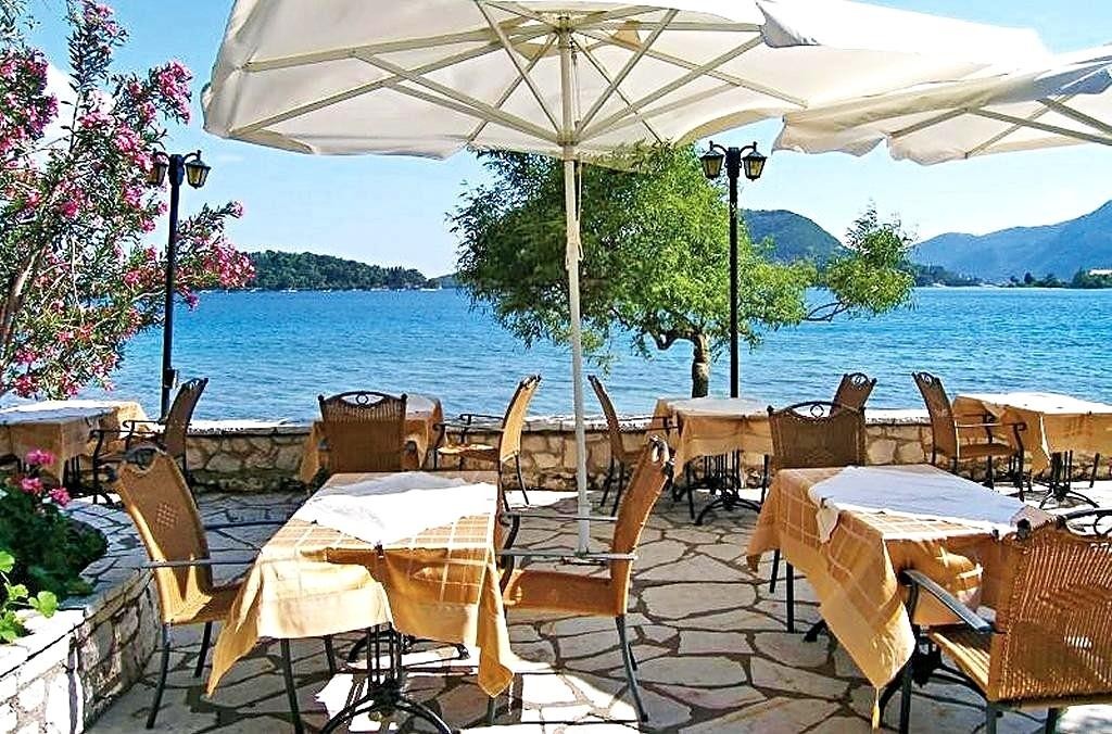 PERIGIALI BEACH PENSION 6