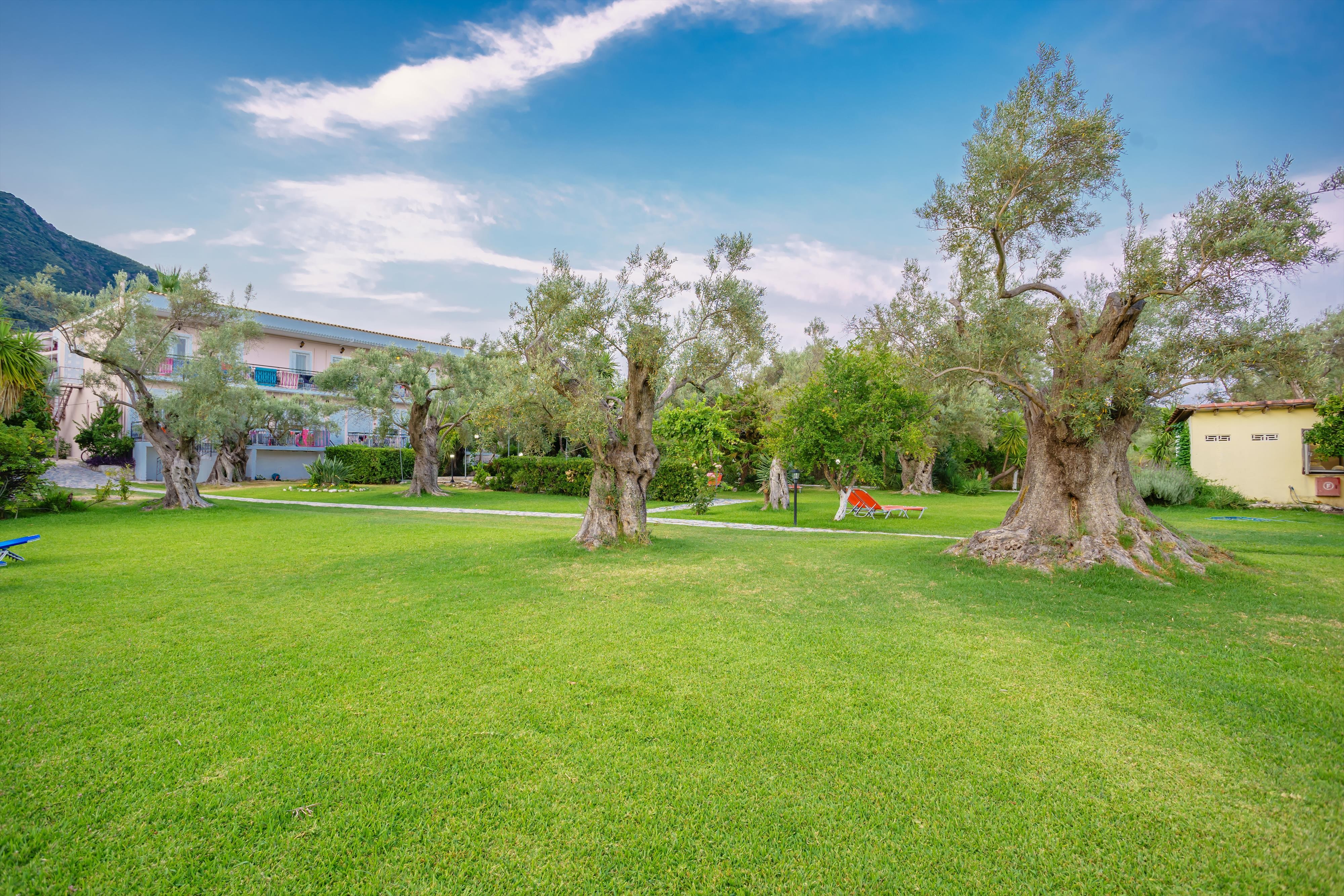 PERIGIALI BEACH PENSION 13