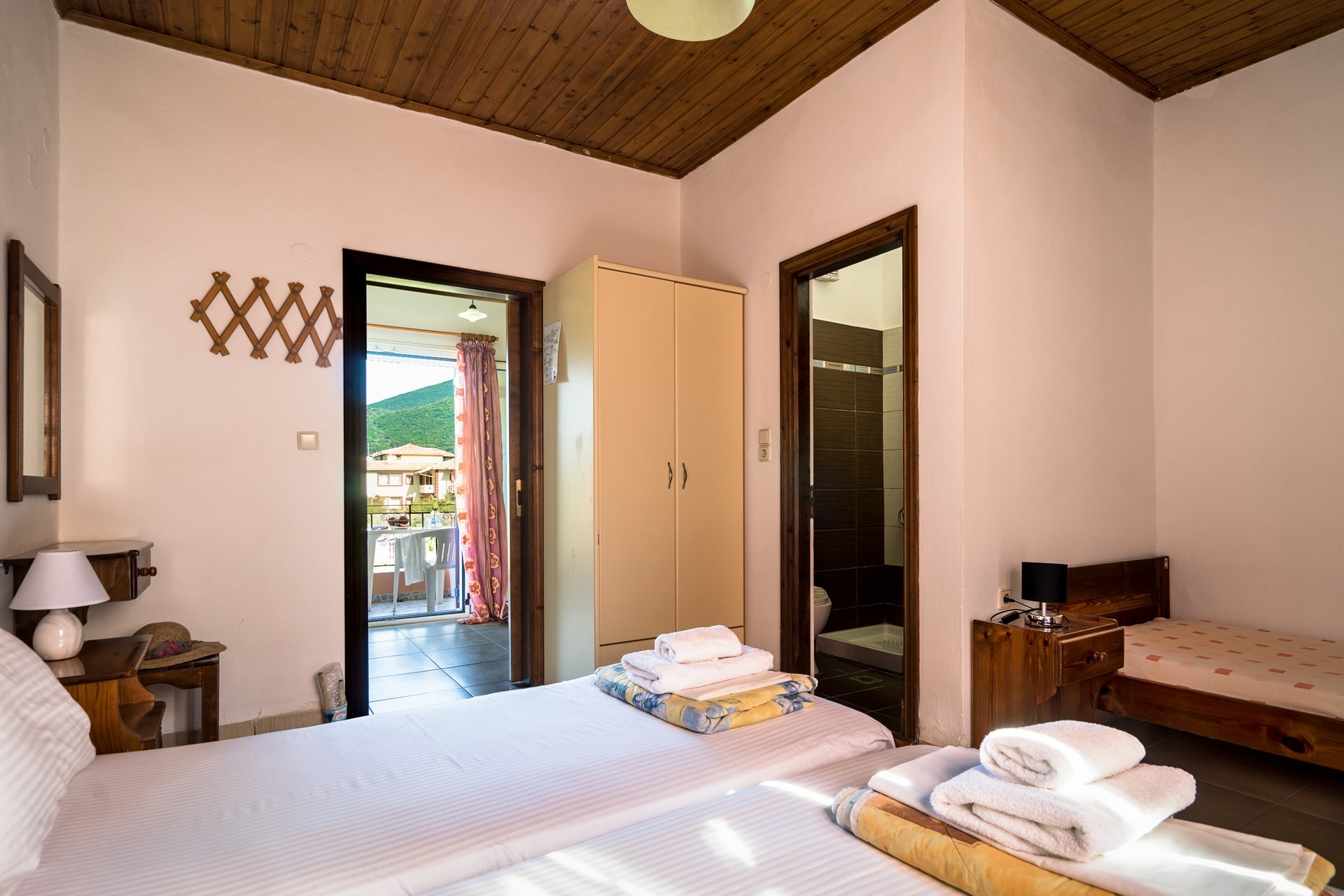 Aiolos Apartments 11