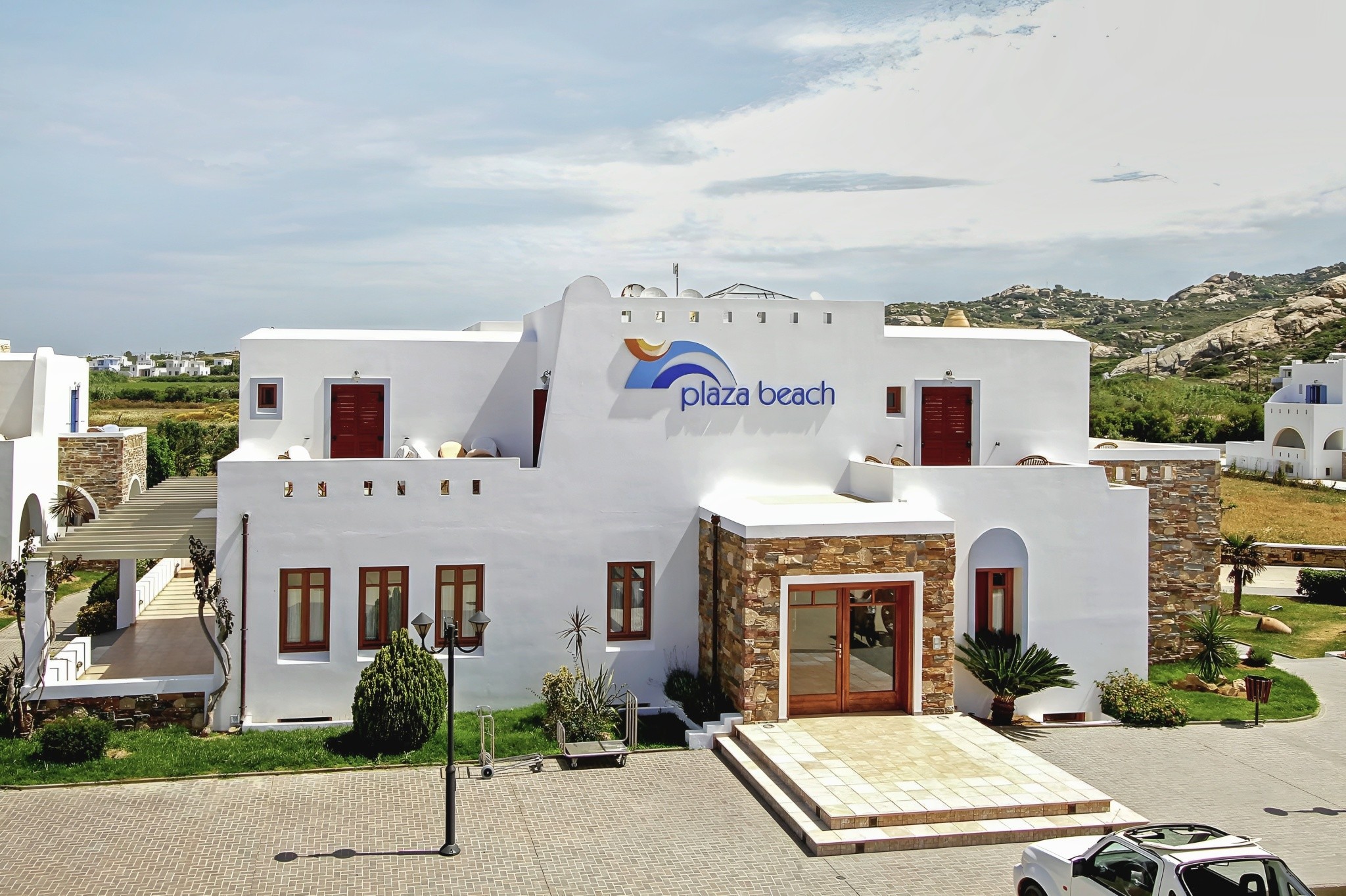 Plaza Beach Hotel 13