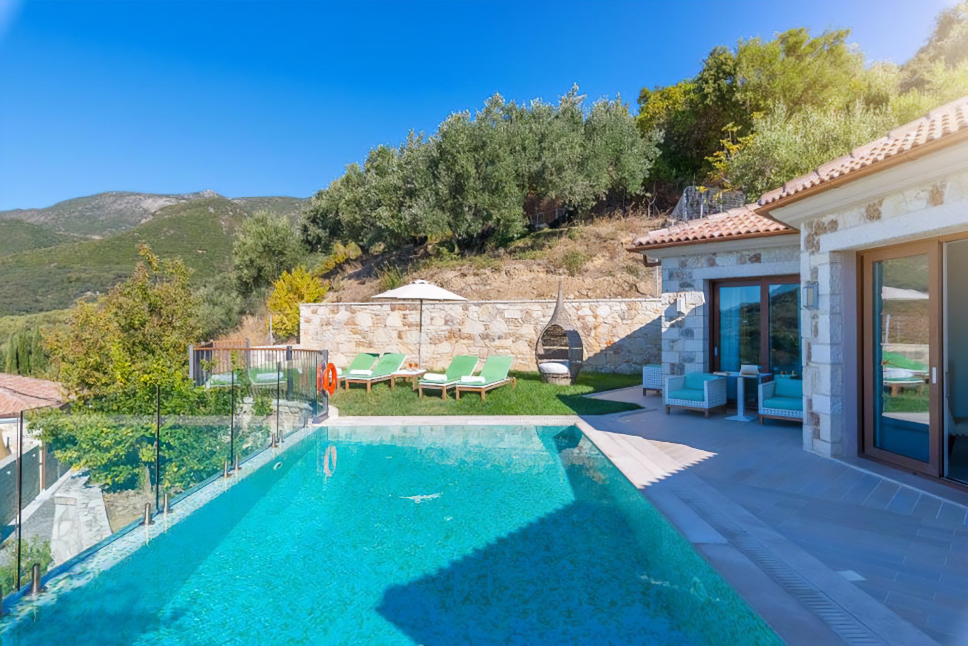 Salvator Villas & Spa Hotel