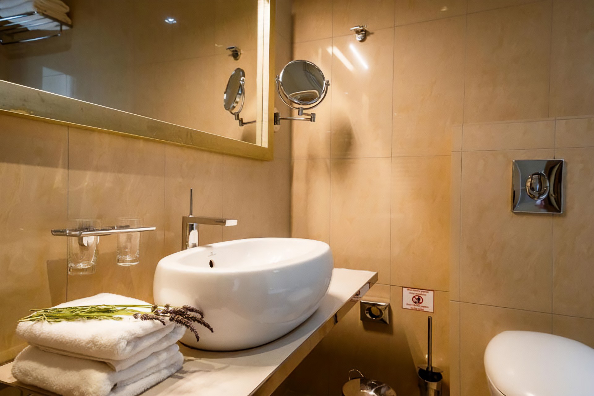 Salvator Villas & Spa Hotel 14