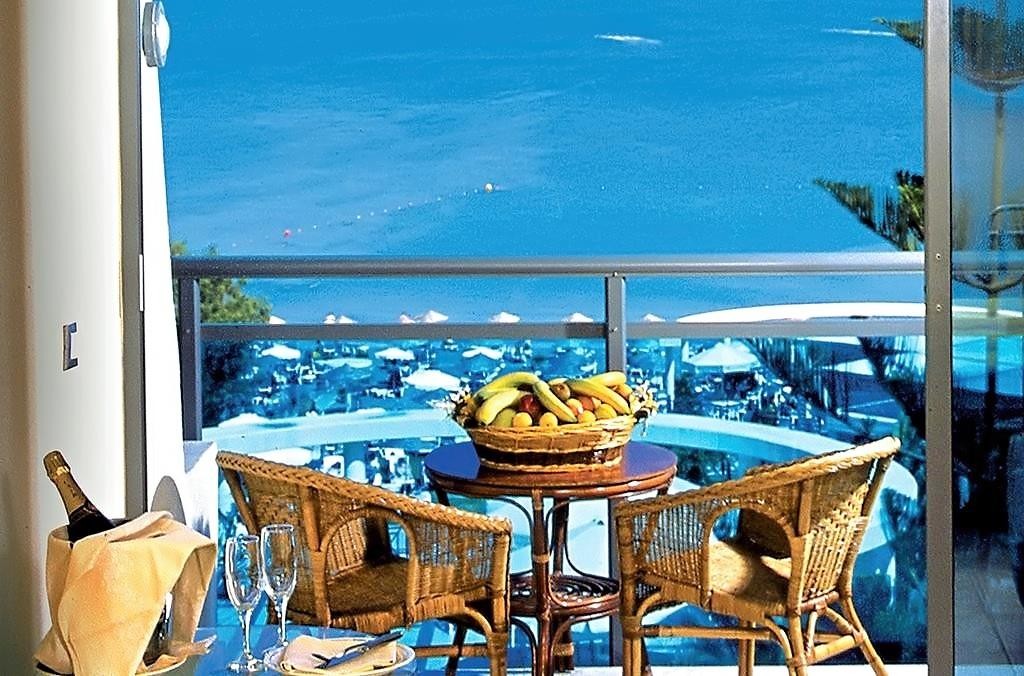 Calypso Beach Hotel  15