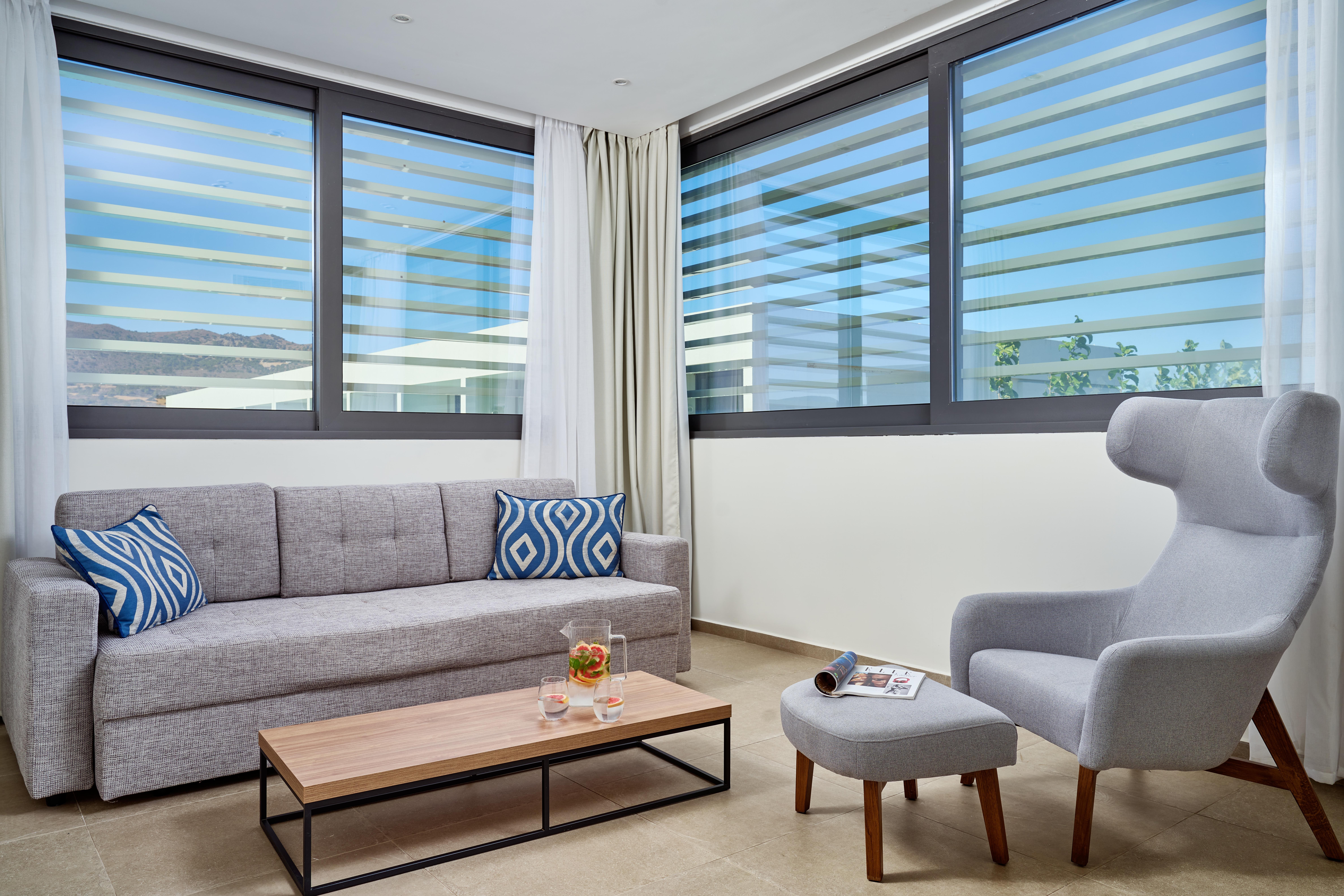 Gennadi Grand Resort 24