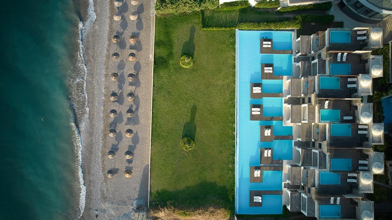 The Ixian Grand & Suites 4