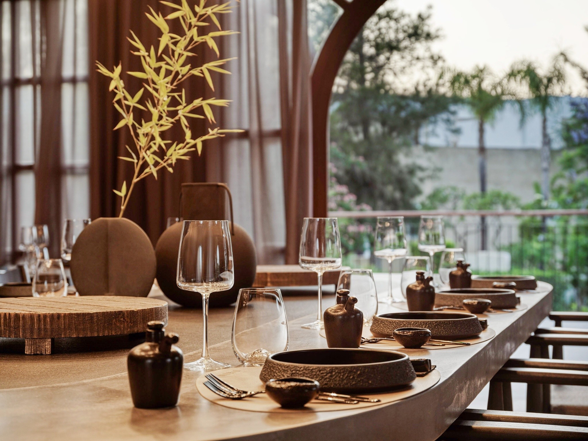 Aulus Lindos Rhodes, Curio Collection by Hilton 41