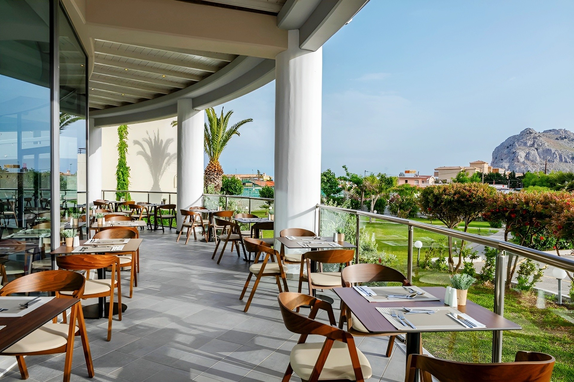 Leonardo Kolymbia 16