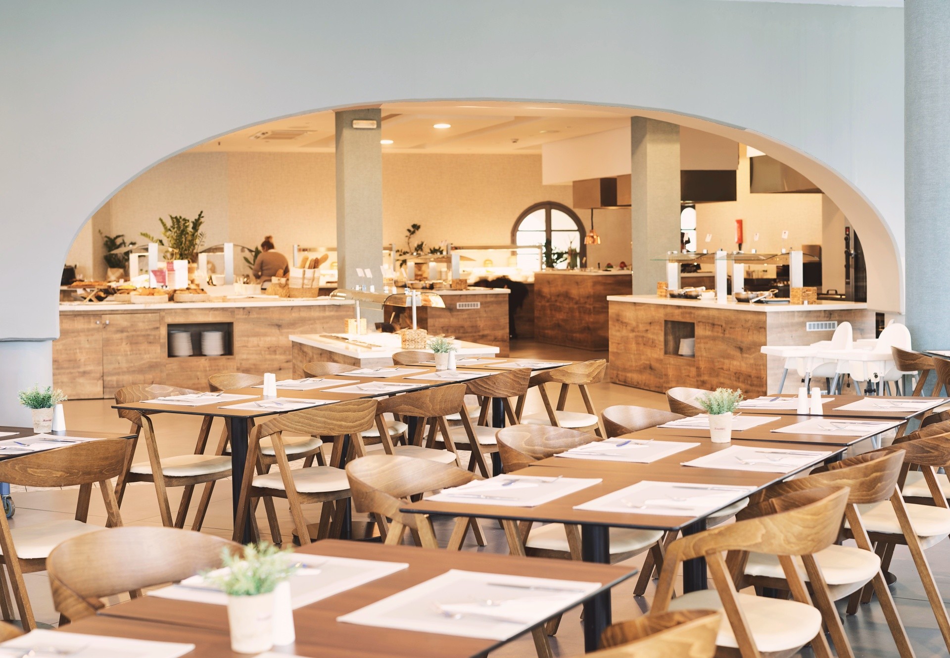 Leonardo Kolymbia 17