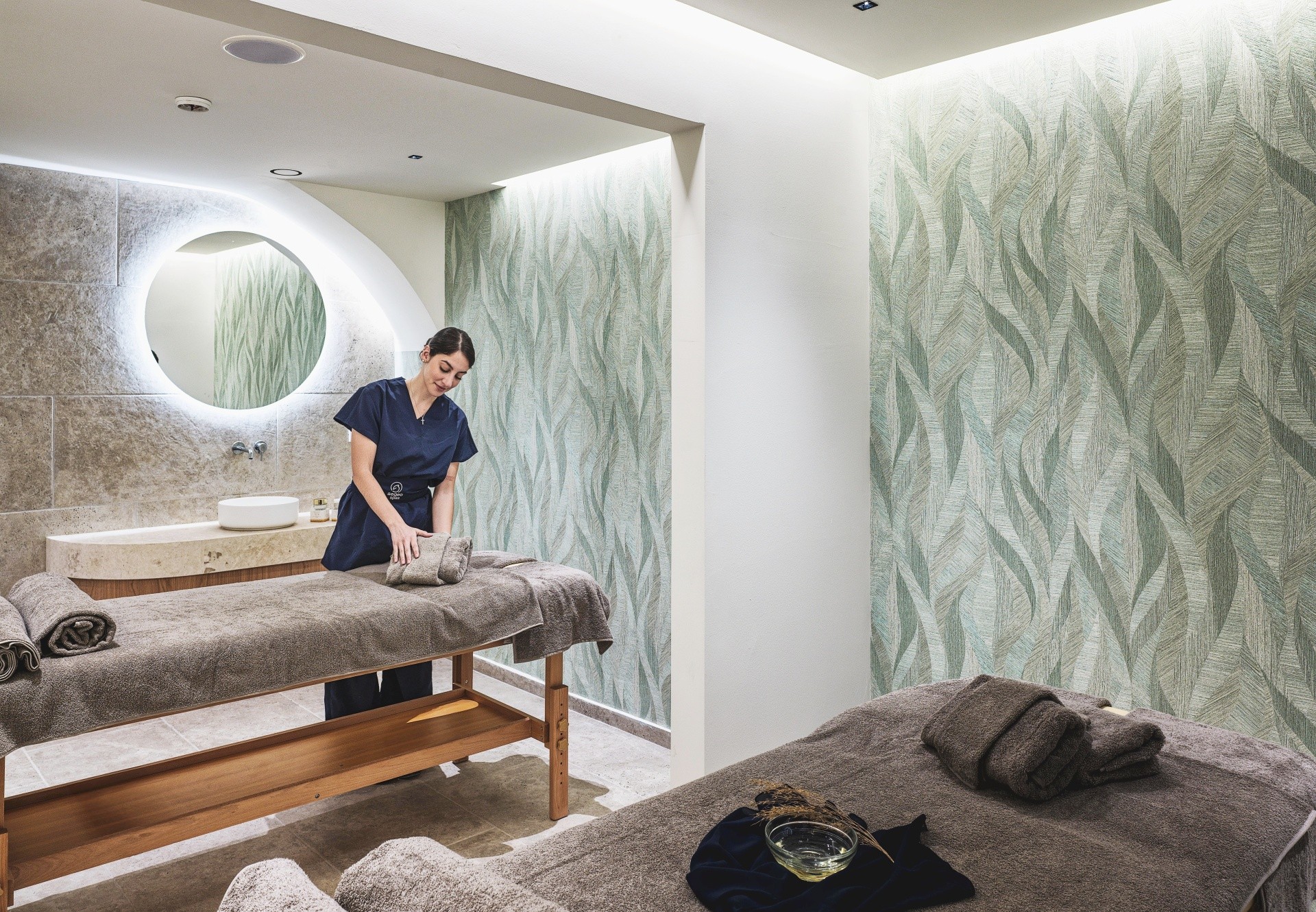 Leonardo Kolymbia 29