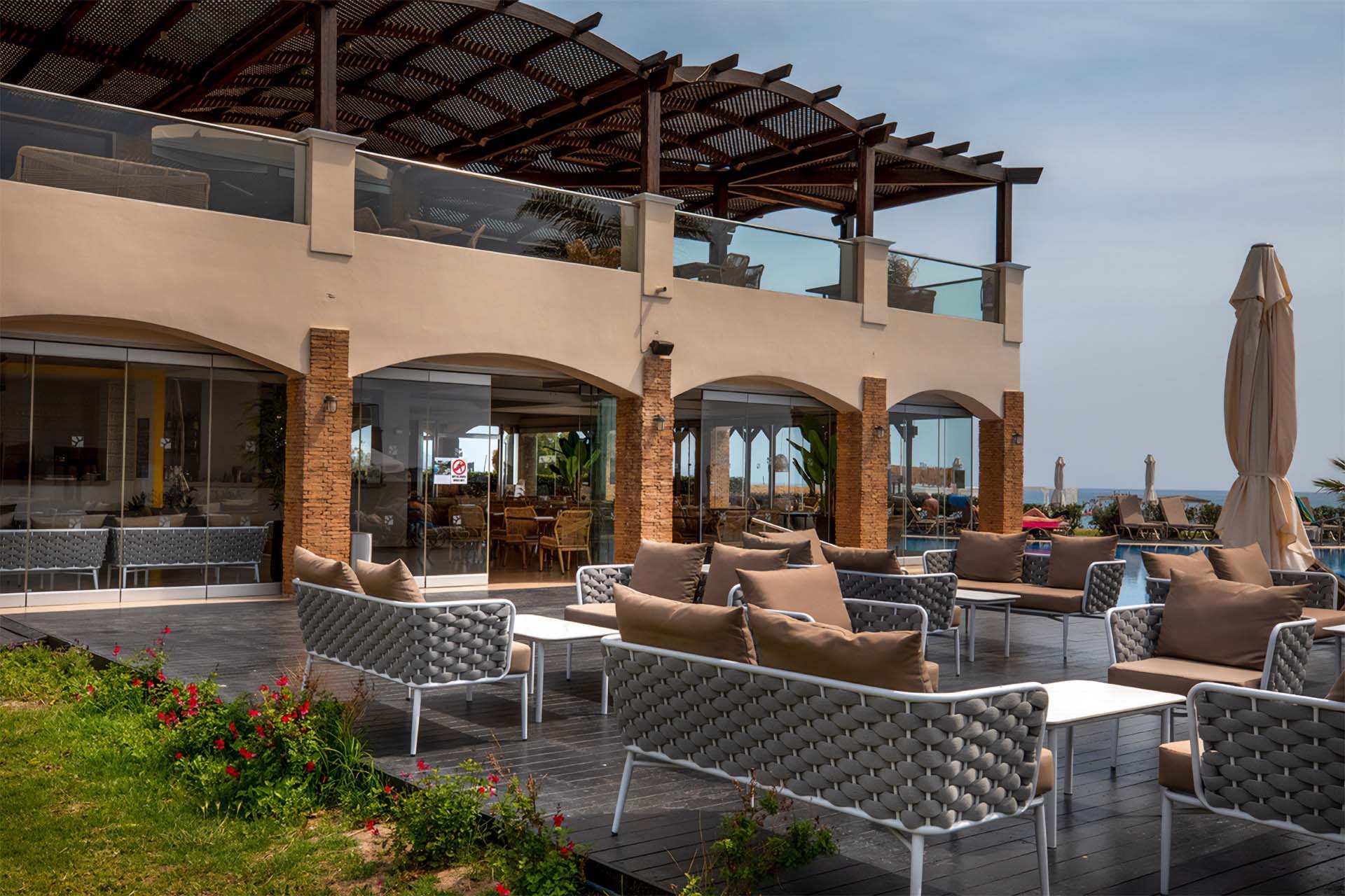 Mythos Beach Resort 10