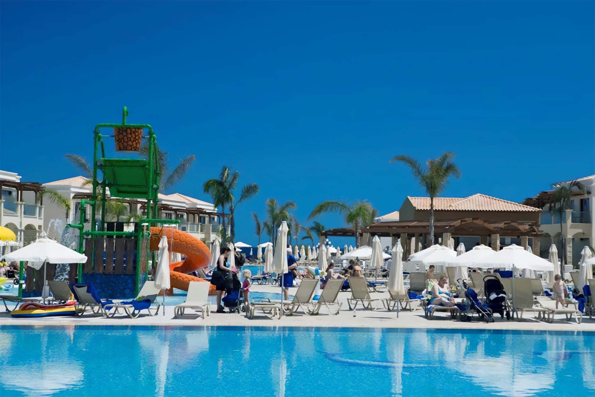 Mythos Beach Resort 17