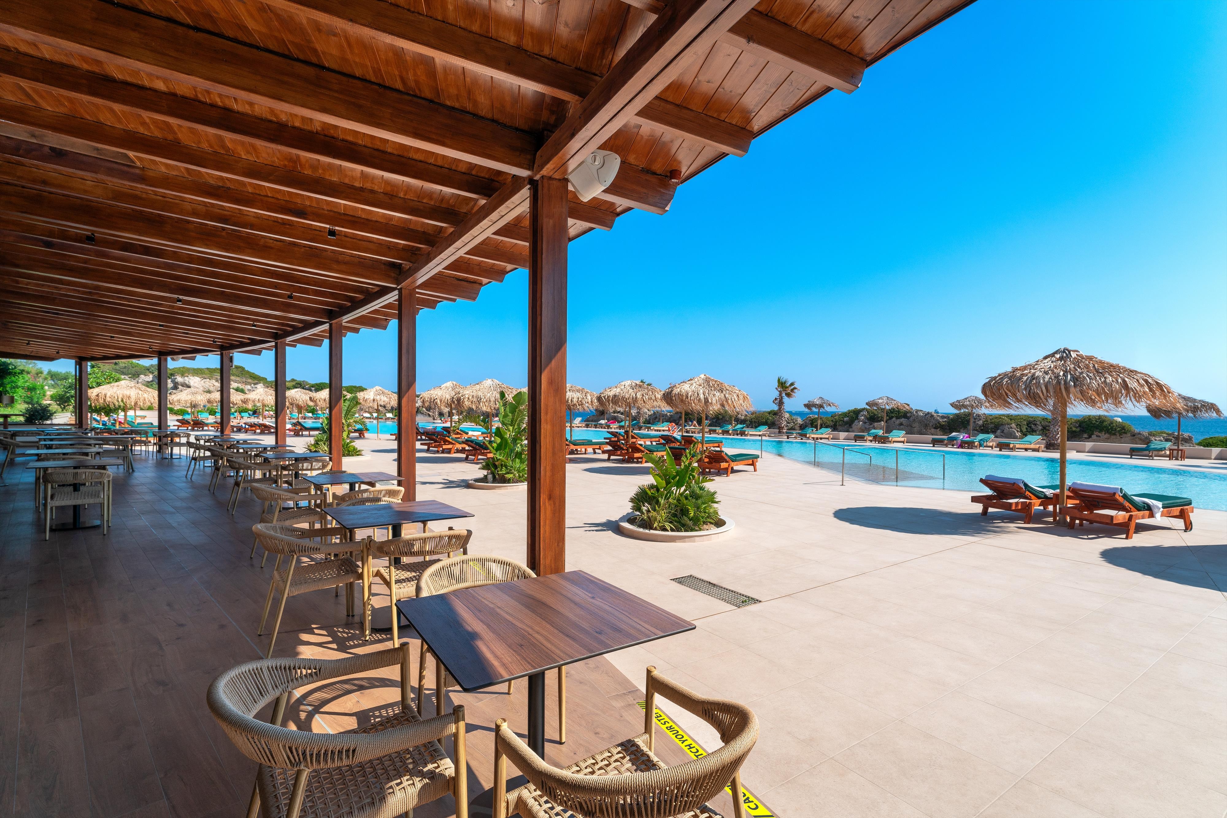 The Kresten Royal Villas & Spa 10