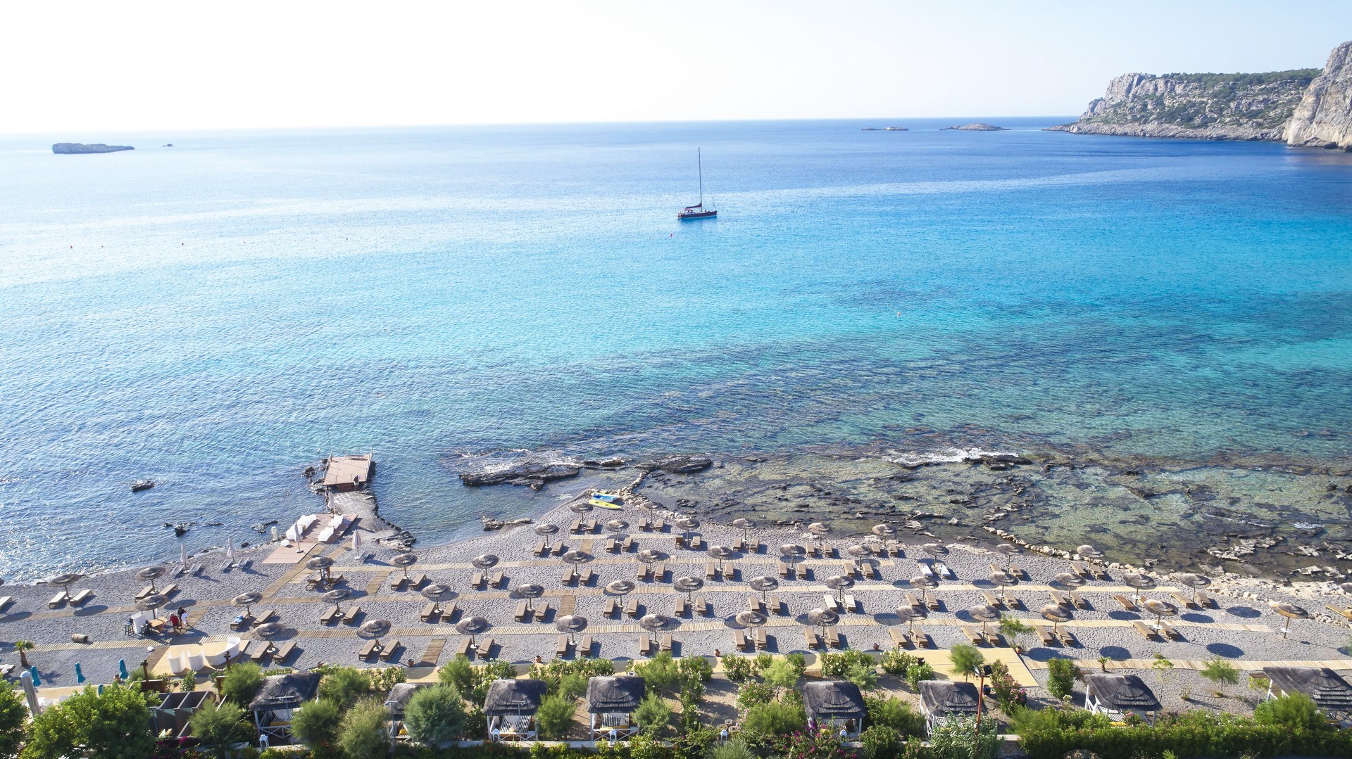 Aquagrand Artistic Luxury Beach Resort 8