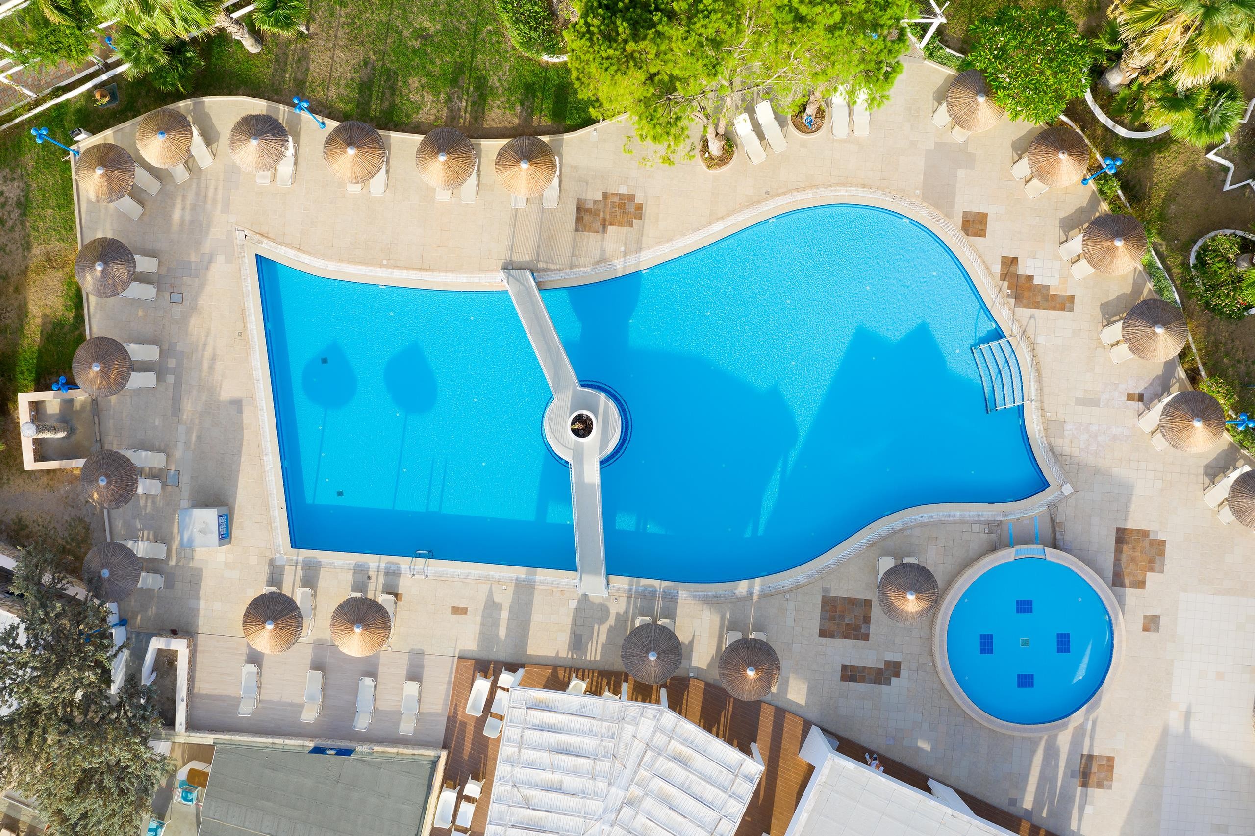 Sunrise Beach Resort 28