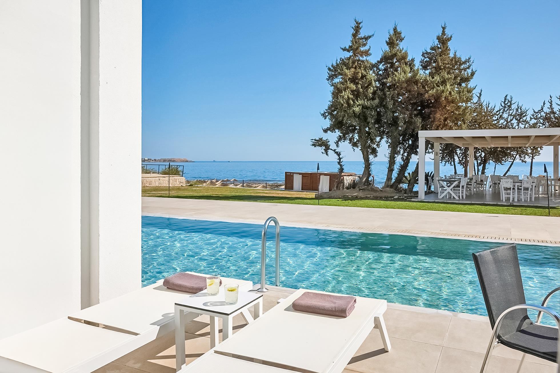 Sunrise Beach Resort 27