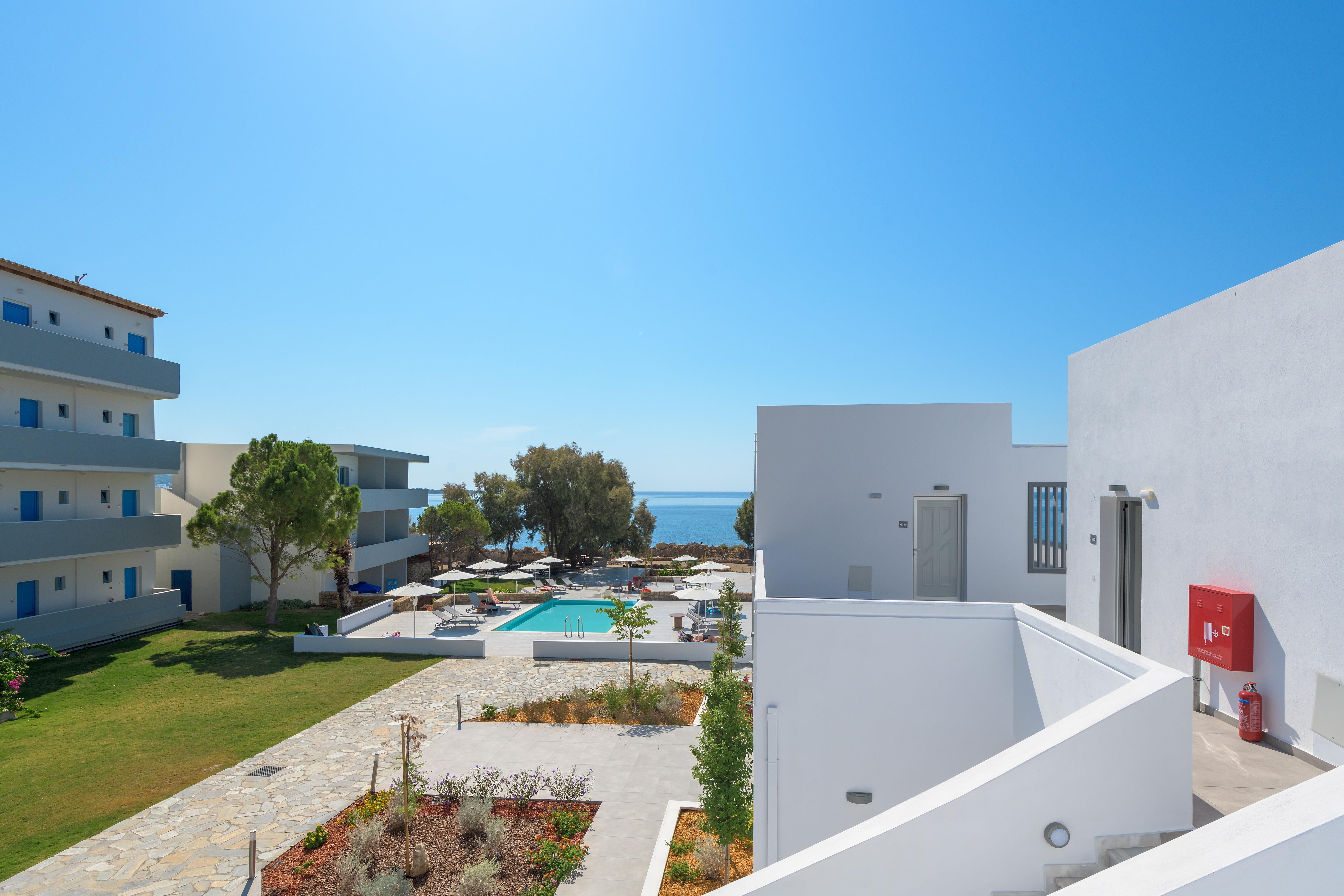 Sunrise Beach Resort 19