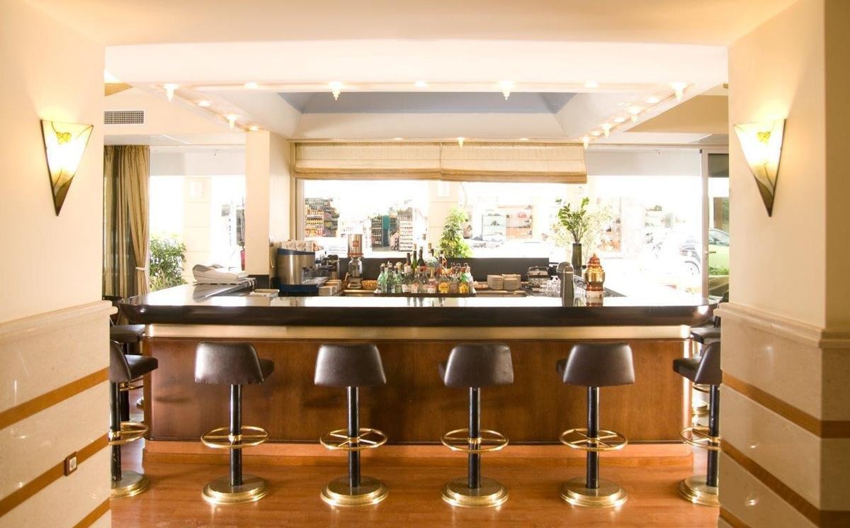 Best Western Plus Plaza 6