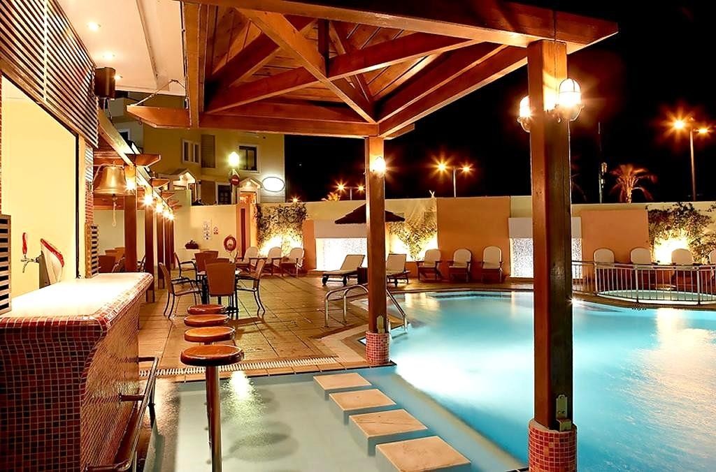 Blue Sky City Beach Hotel 28