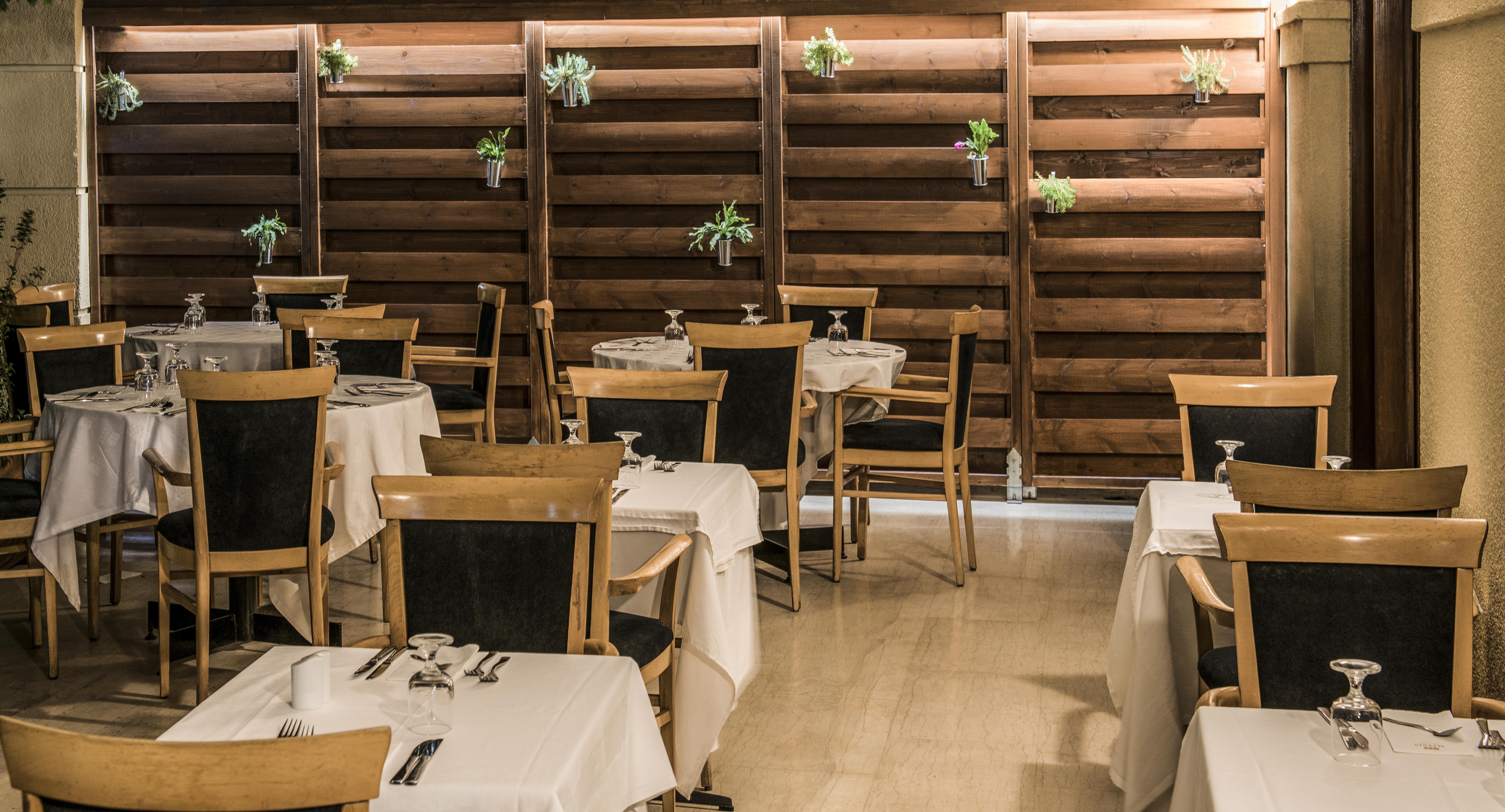 Mitsis Petit Palais Hotel 11