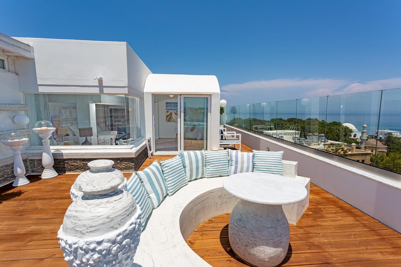 Rhodos Horizon City 3