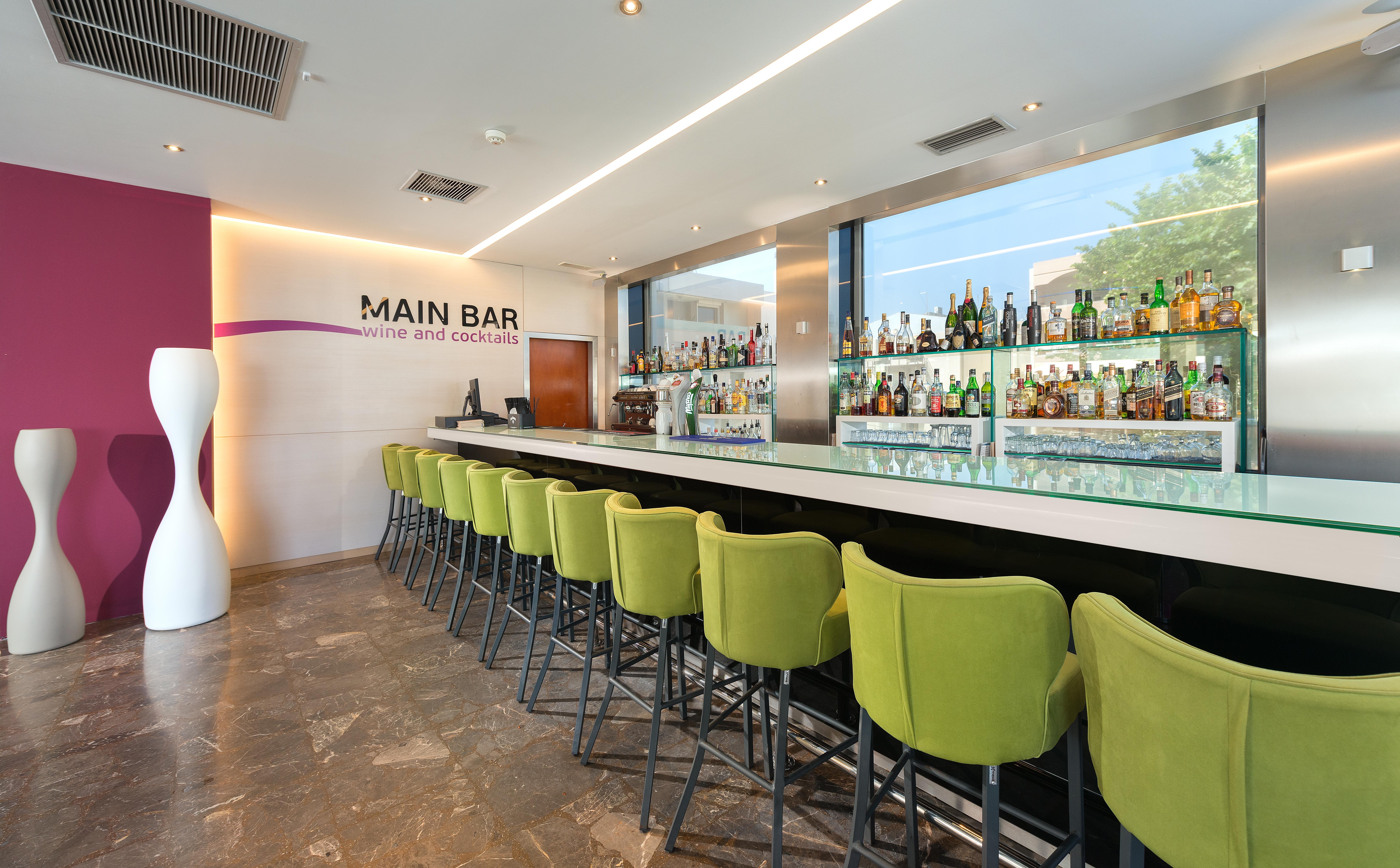 Semiramis City Hotel 10