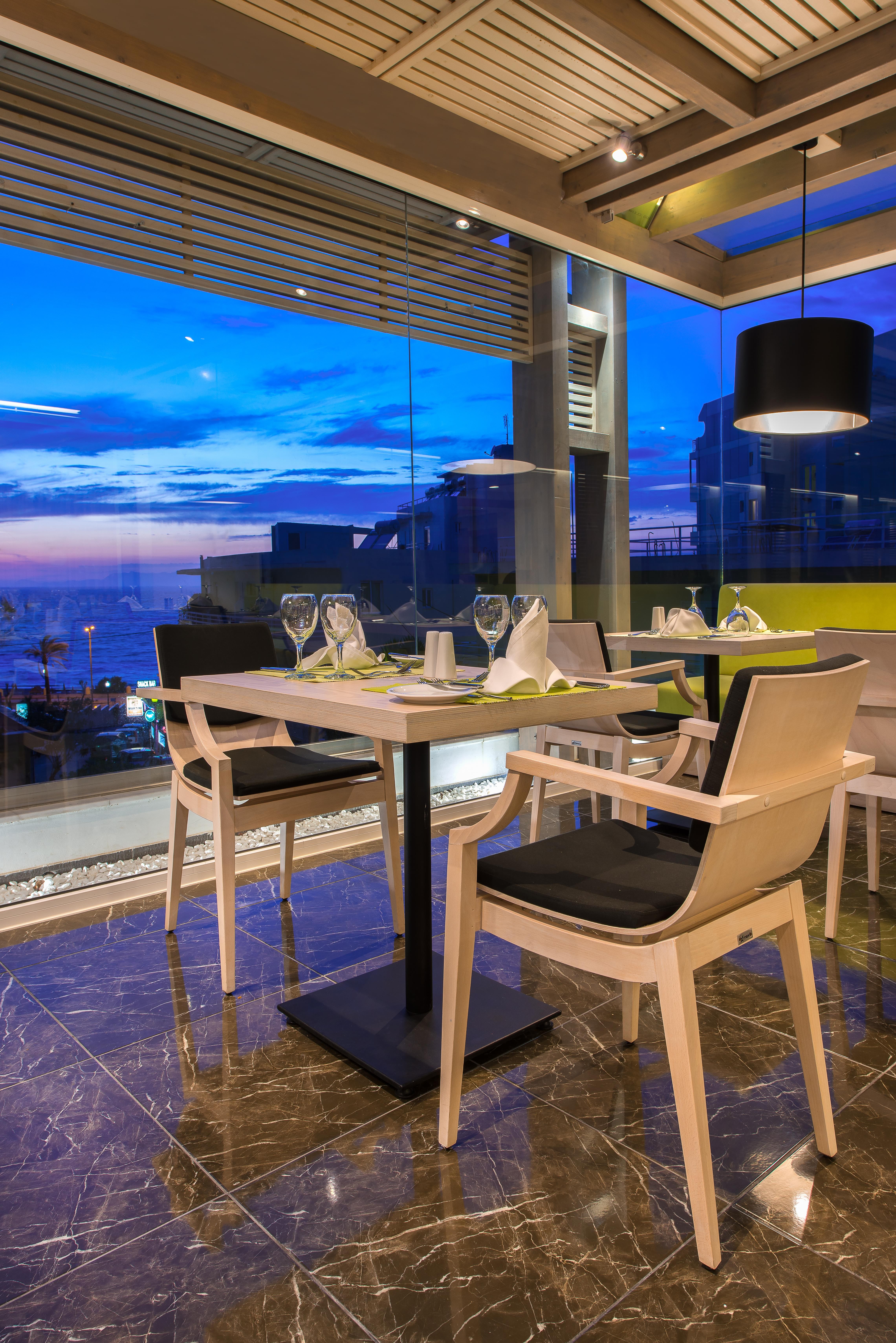 Semiramis City Hotel 12