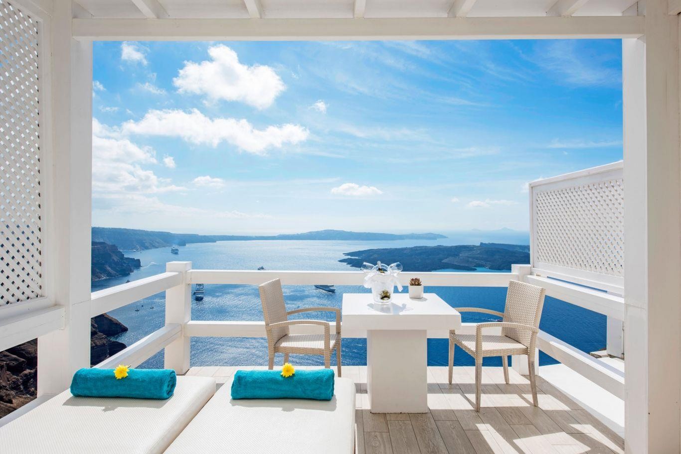 Aqua Luxury Suites 17