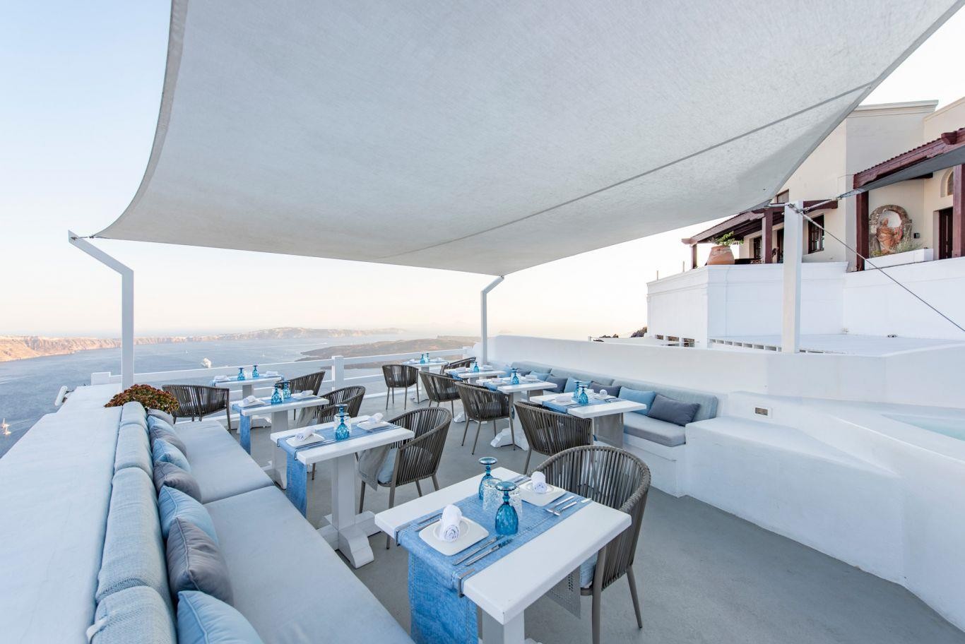 Aqua Luxury Suites 15