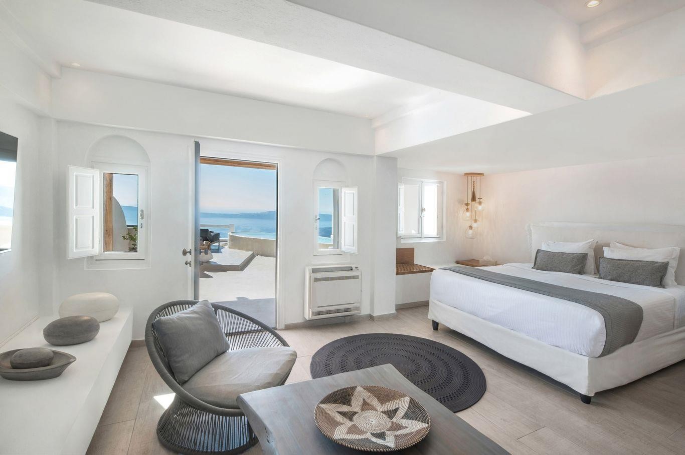 Aqua Luxury Suites 7