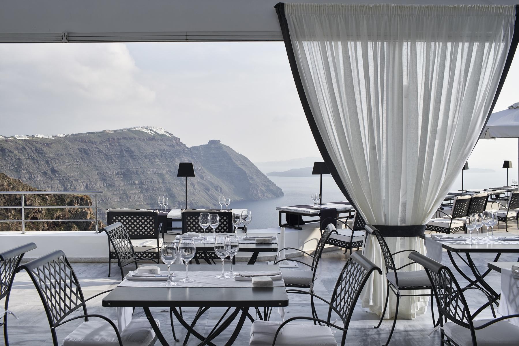 San Antonio Luxury Hotel and Suites 8