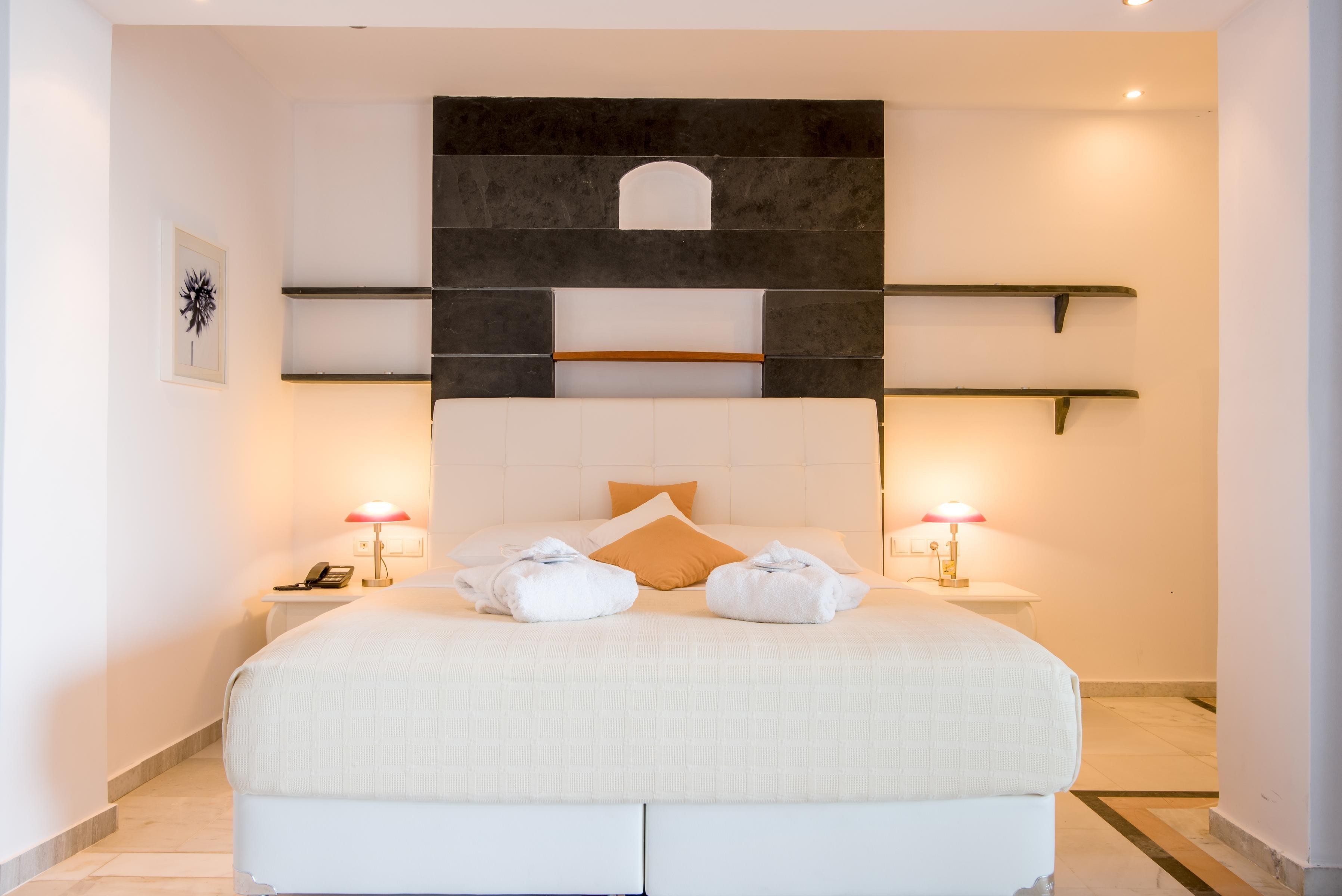 ANTINEA SUITES & SPA 