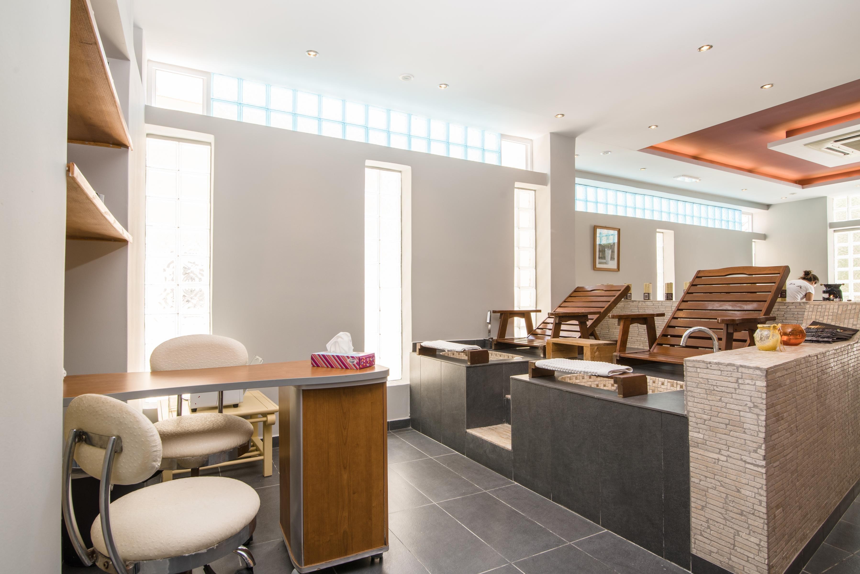 ANTINEA SUITES & SPA  13