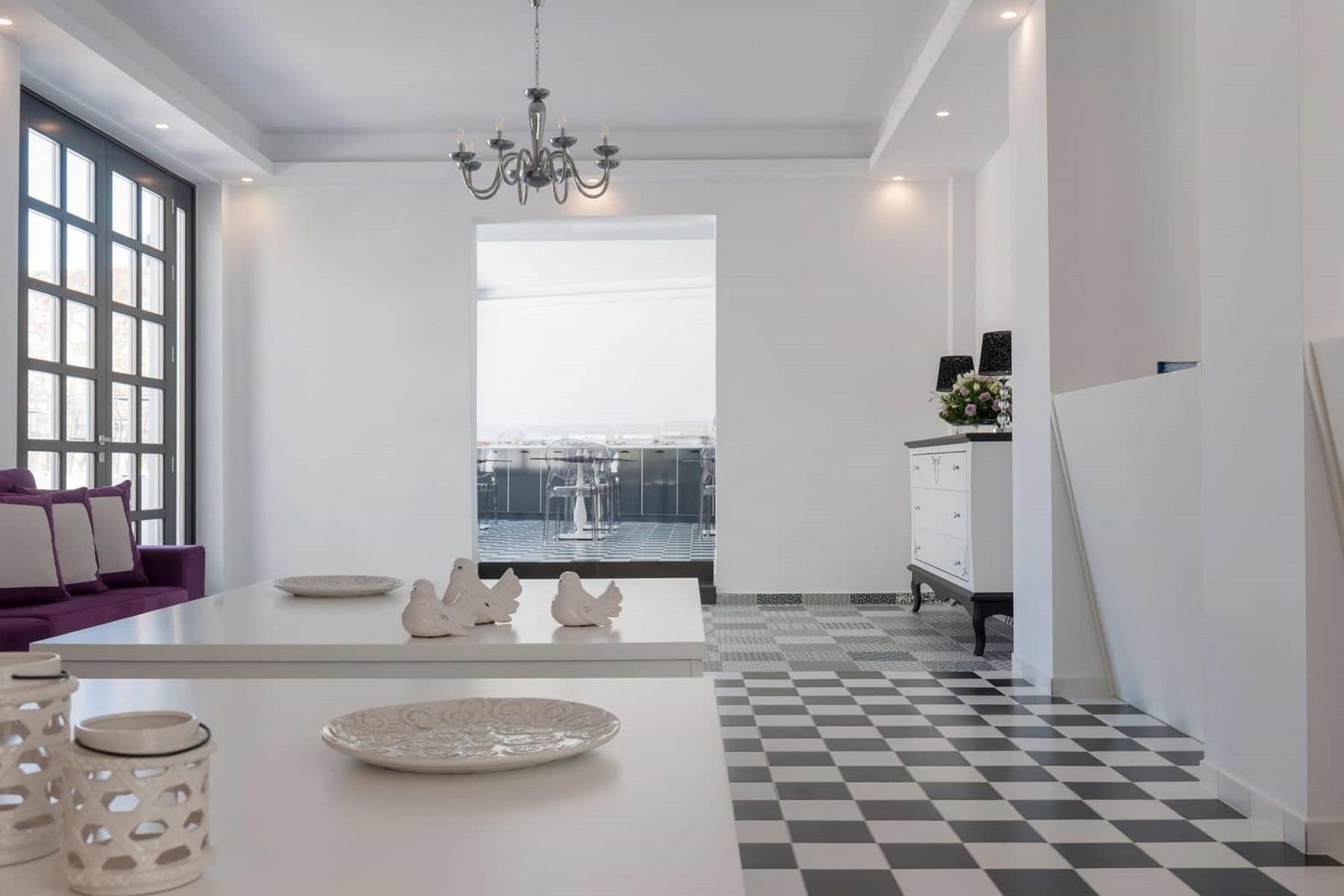 MAR n MAR Crown Hotel & Suites 13