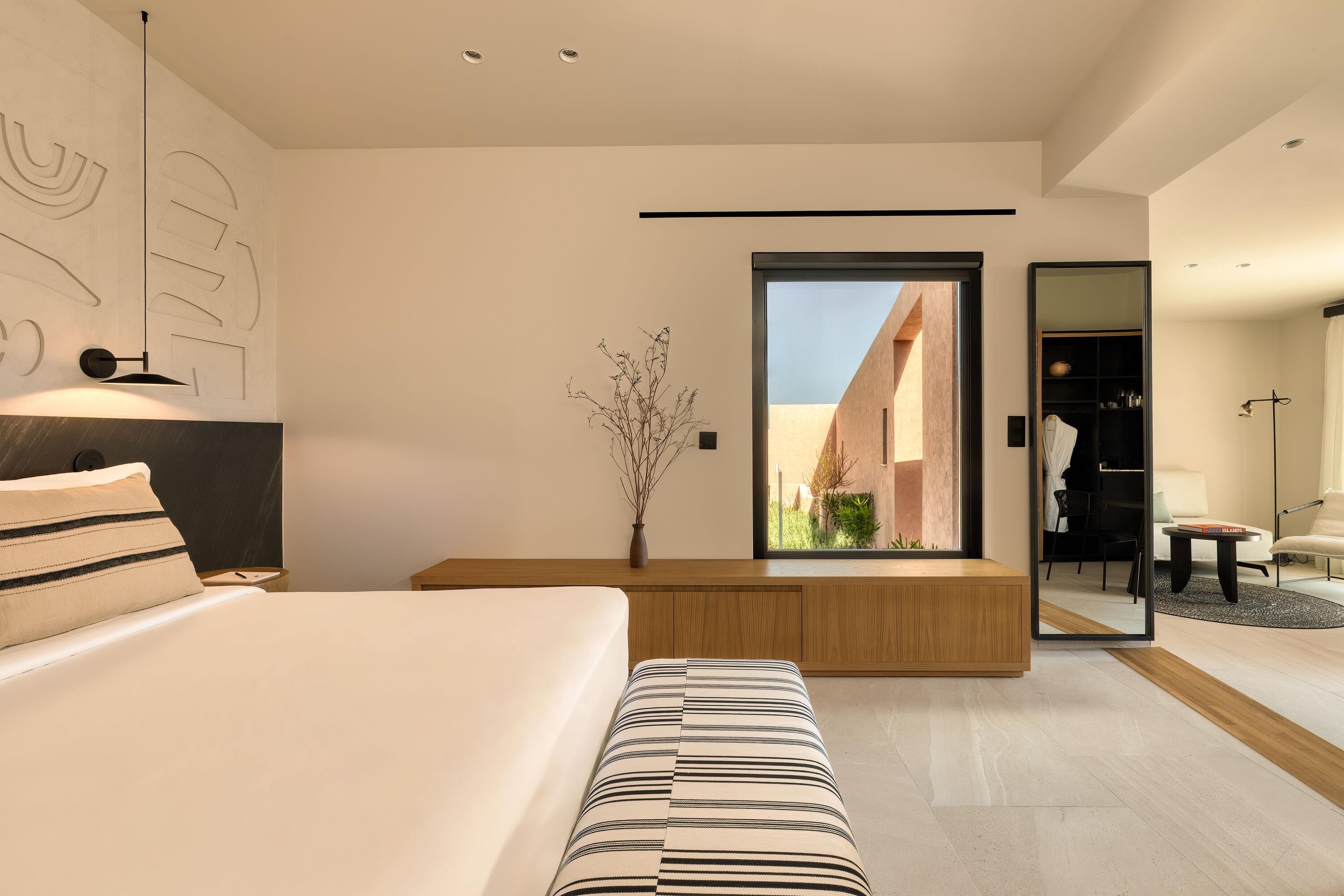 Domes Novos Santorini, Autograph Collection 20