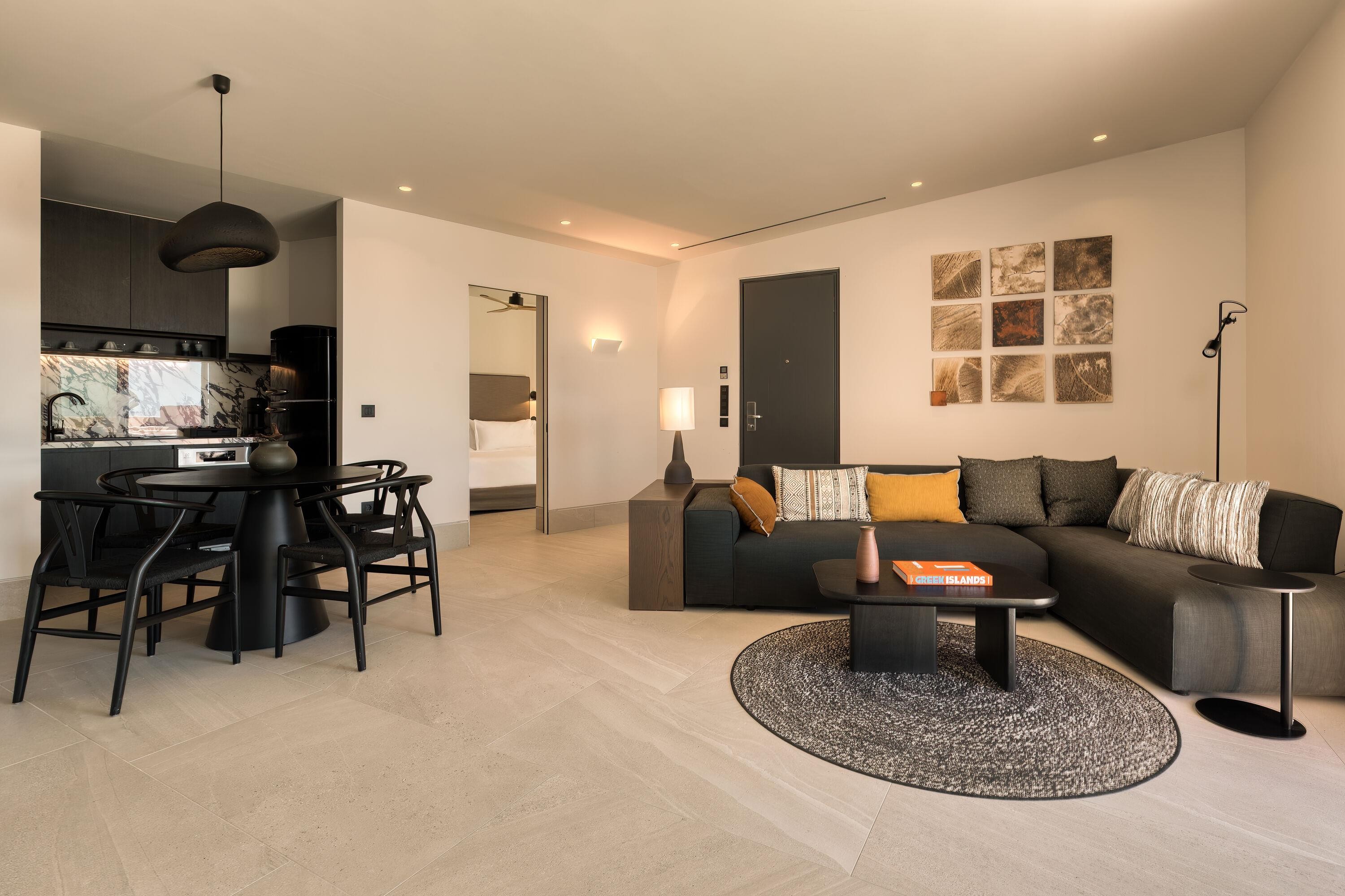 Domes Novos Santorini, Autograph Collection 21