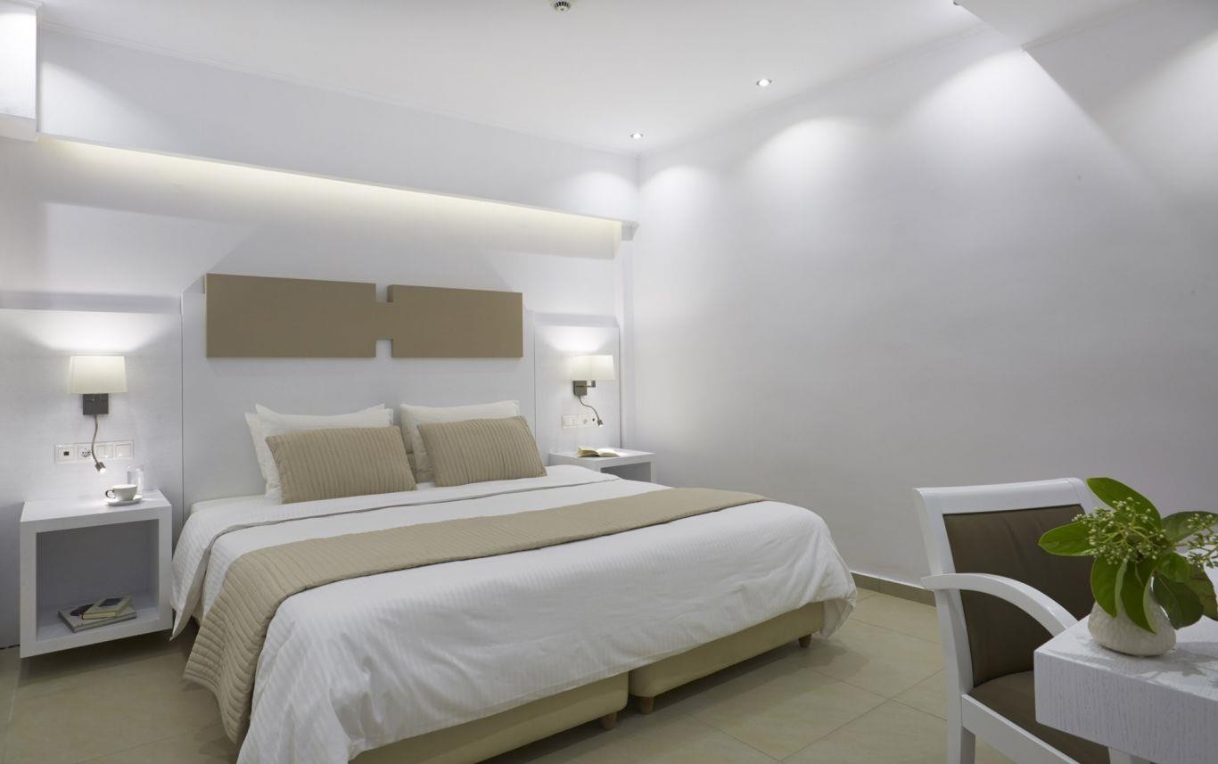 Kassandra Bay Resort, Suites and Spa 9