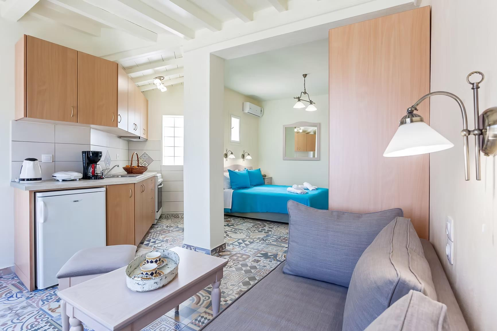 Stafylos Suites Boutique Hotel