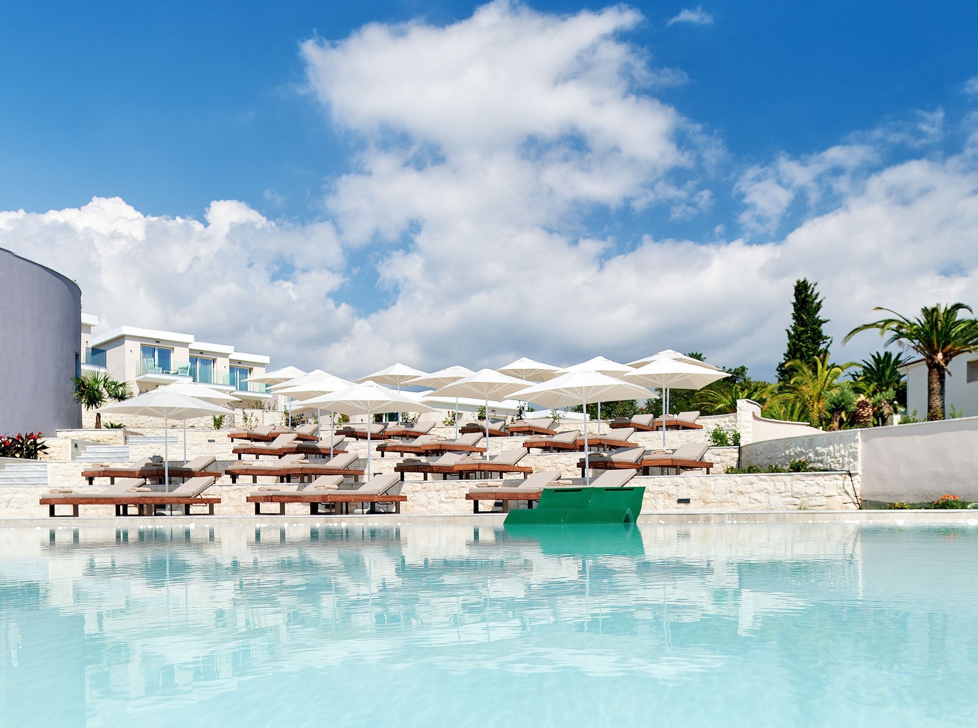 Alexandra Elegance Family Luxury