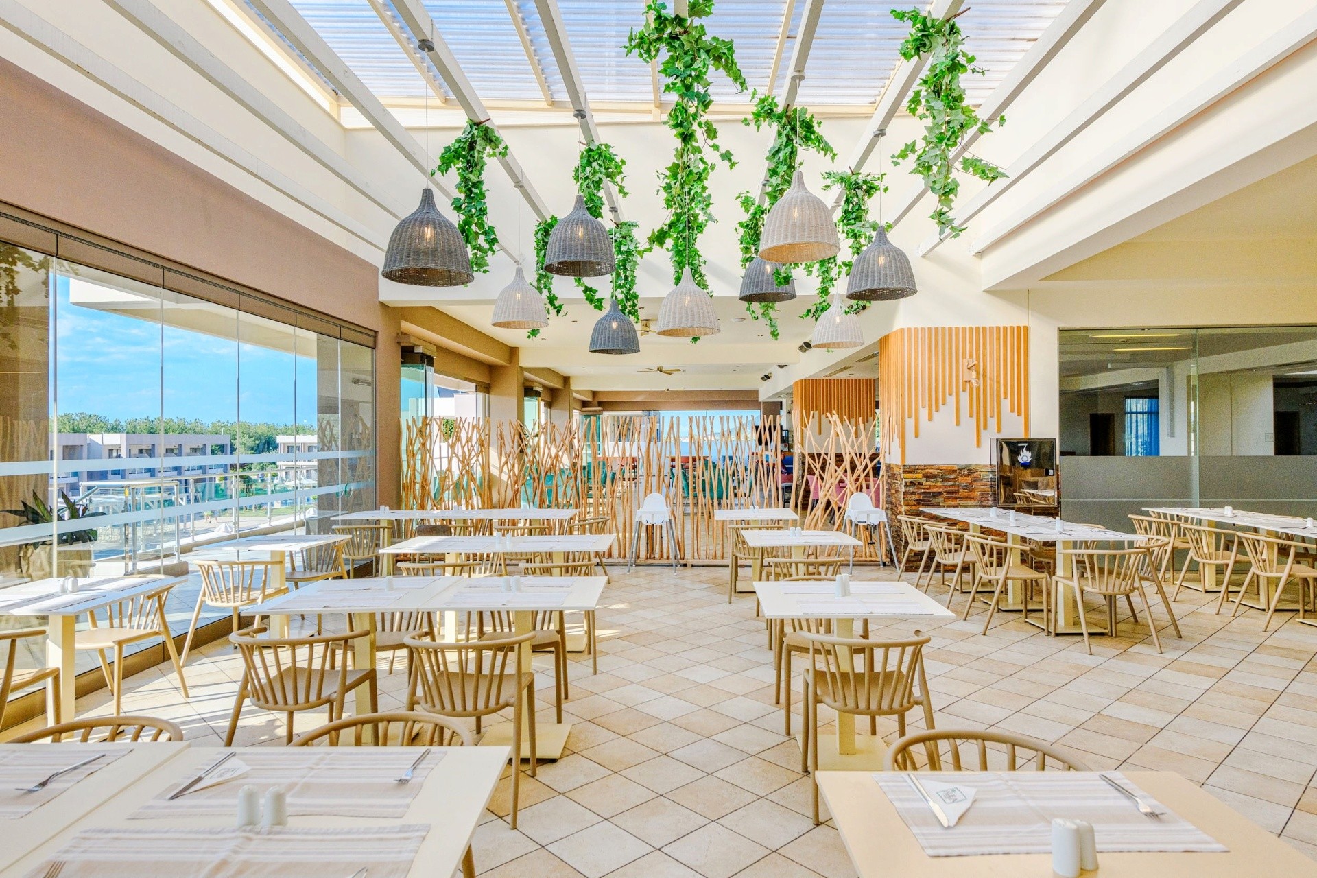 Alea Hotel & Suites 18