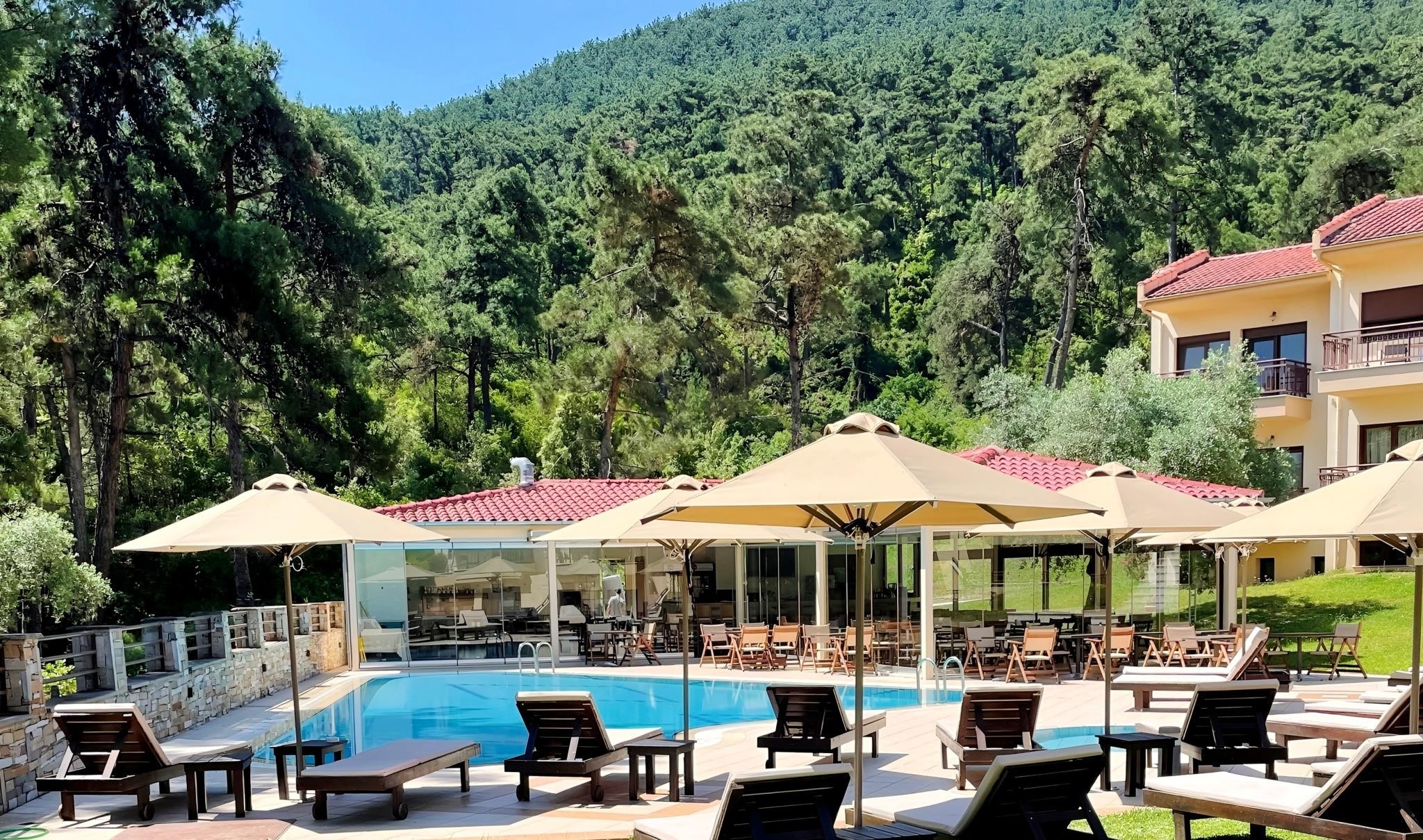 Four Seasons Hotel 18