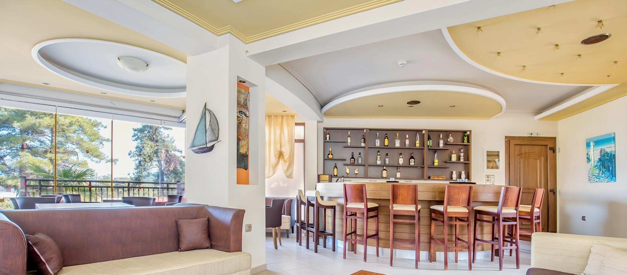 Four Seasons Hotel 11