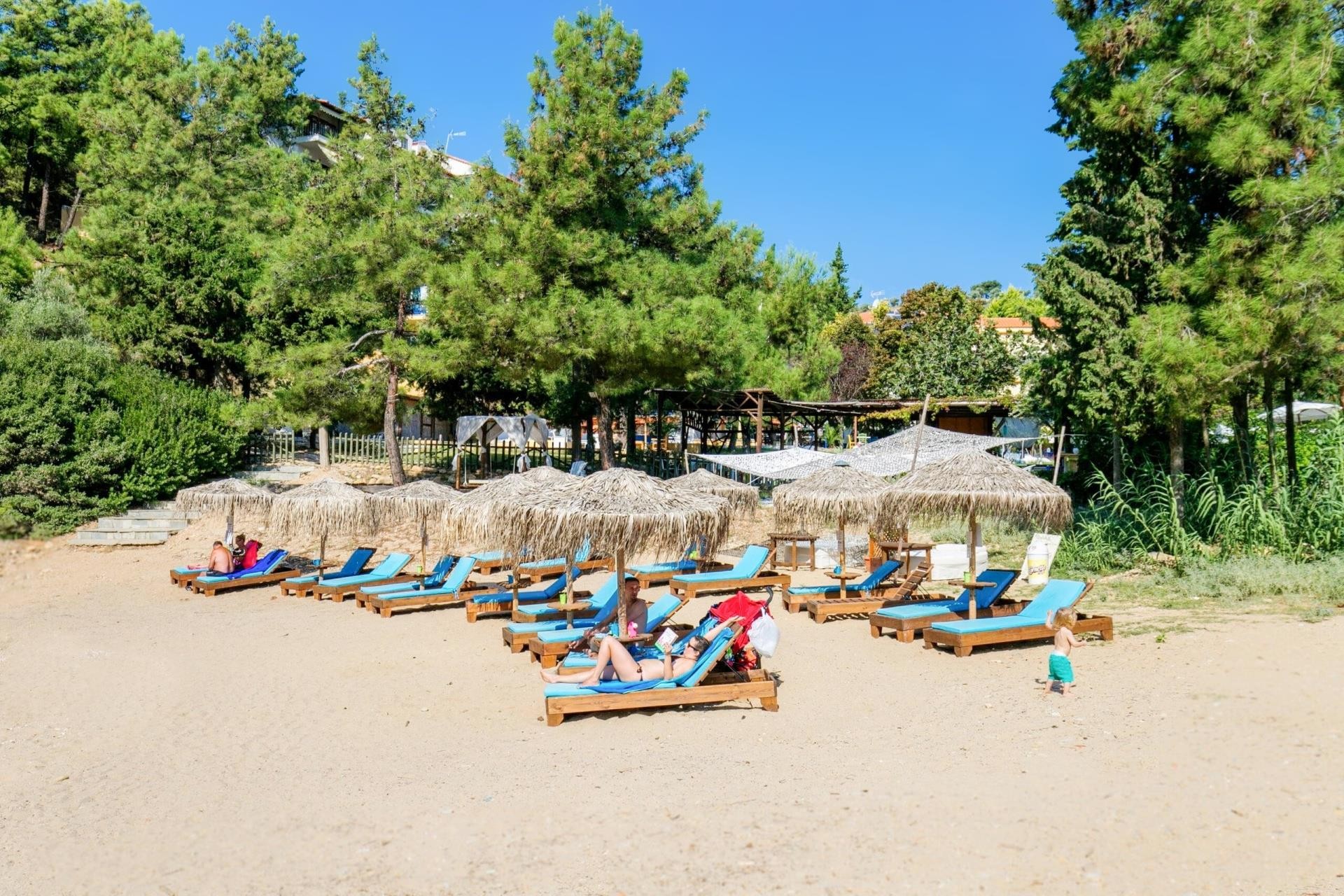 Rodon House Aparthotel 11