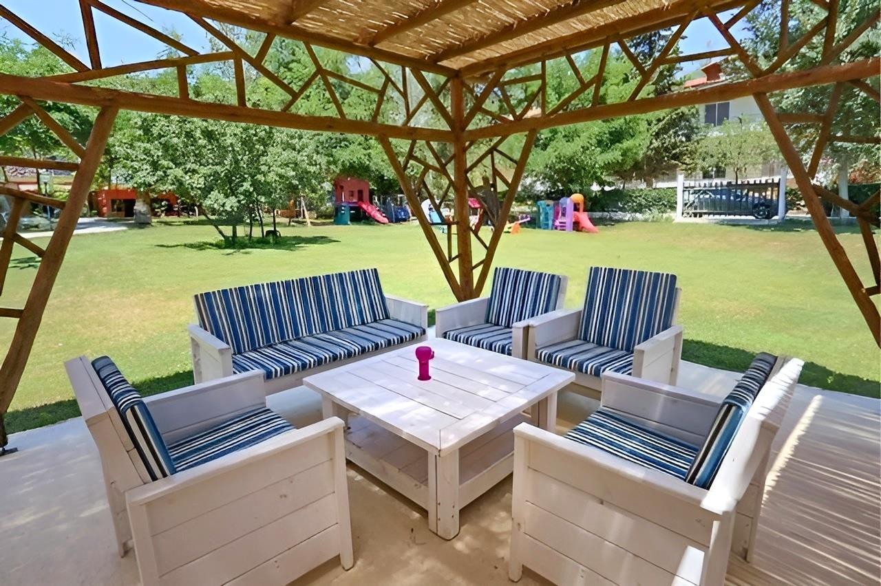 Rodon House Aparthotel 9