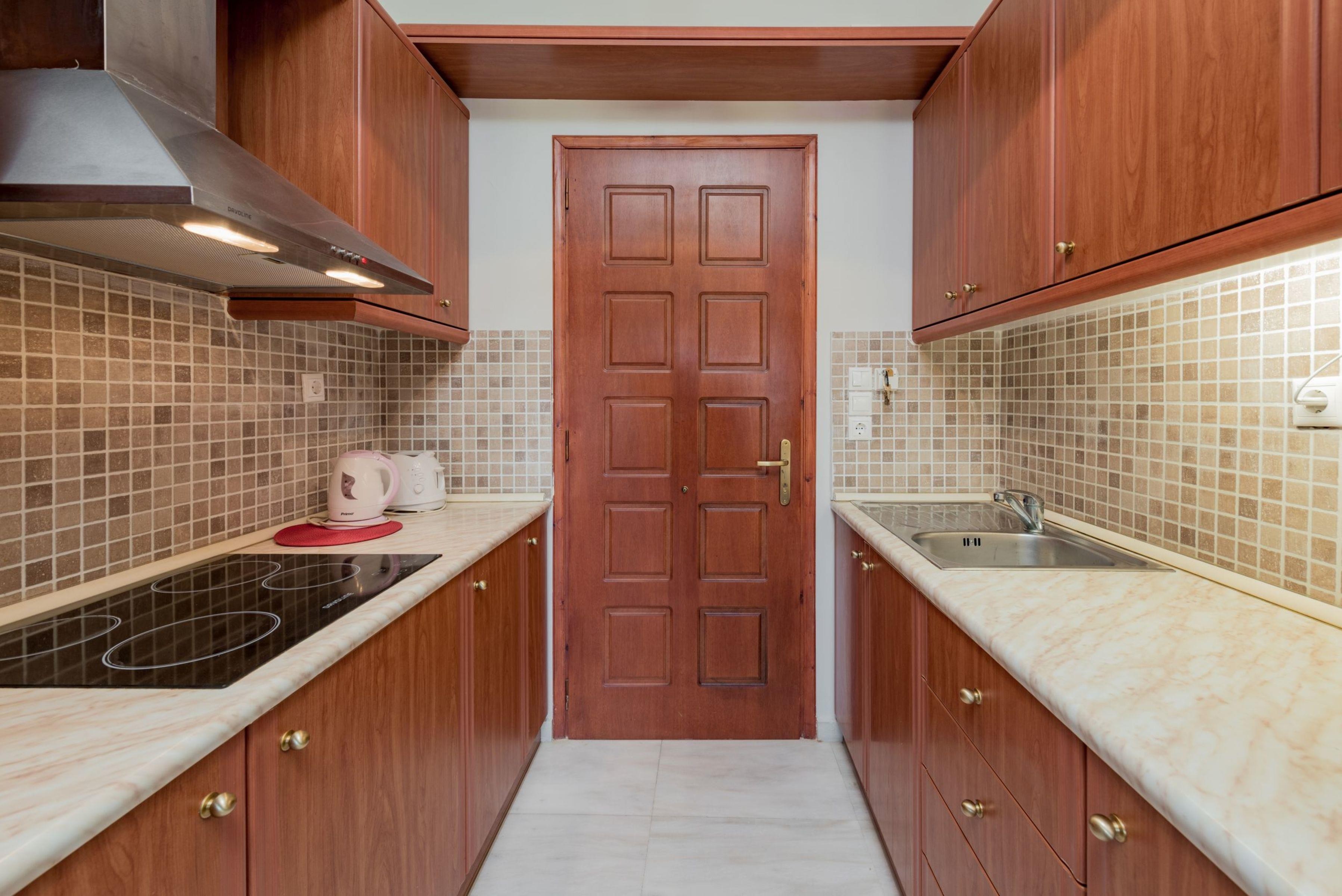 Oscar Villa and Studios 9