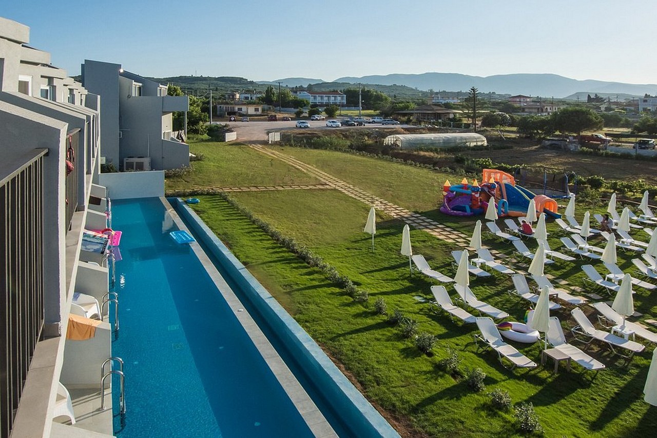 Golden Coast Family Resort 12