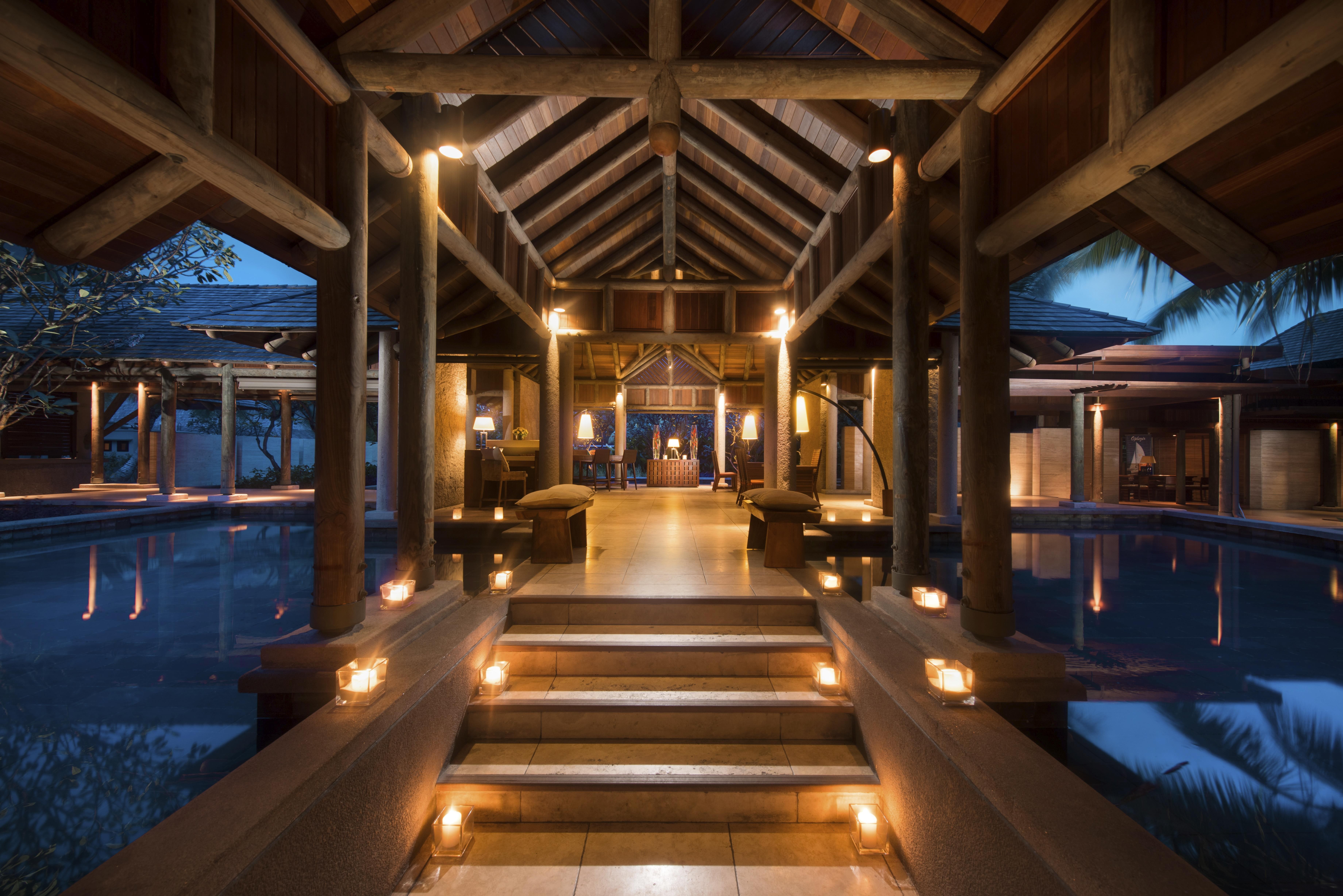 Constance Ephelia 17