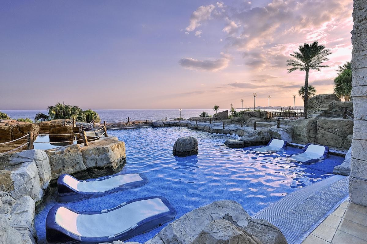 Holiday World RIWO Hotel 2